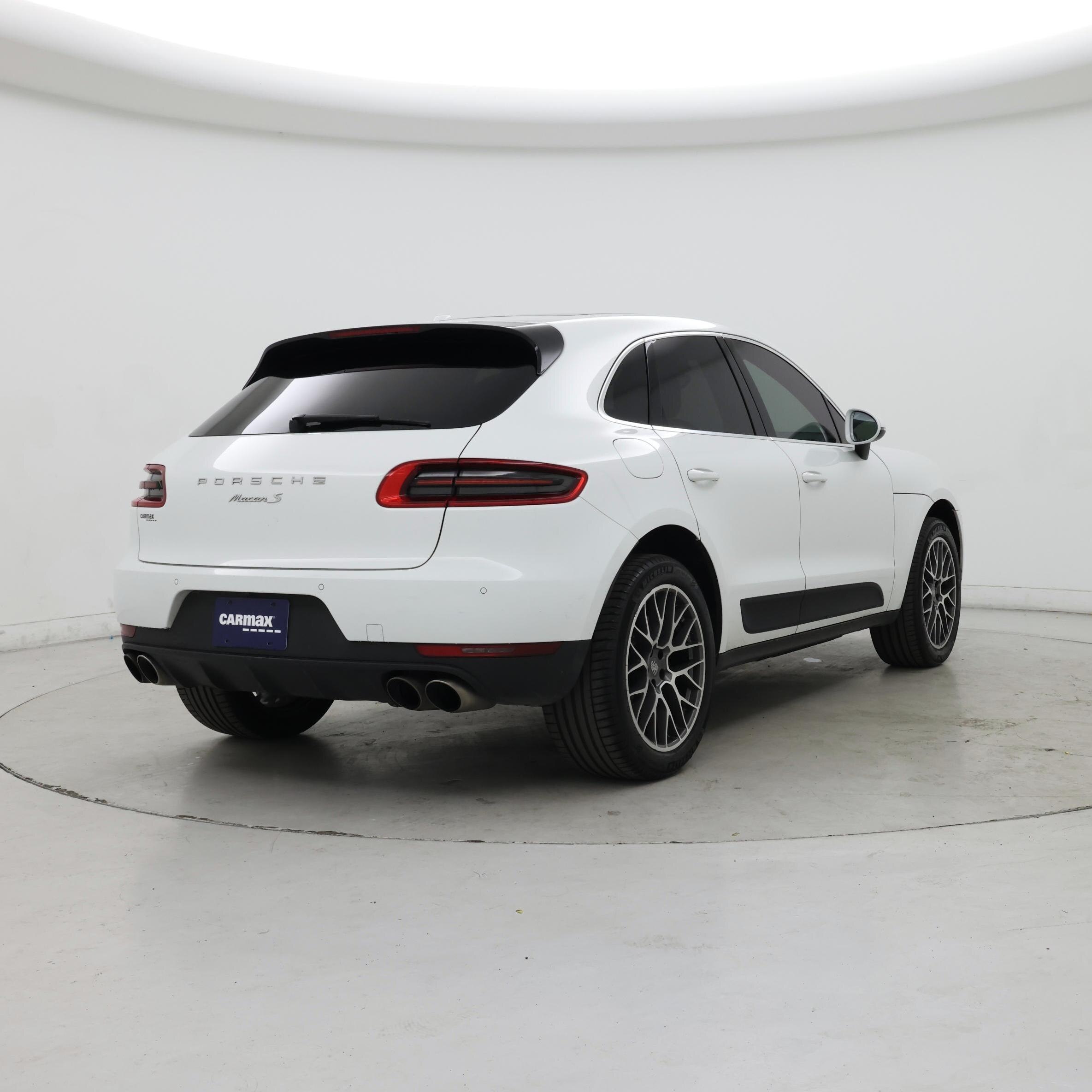 Thumbnail: 2018 Porsche Macan - 8