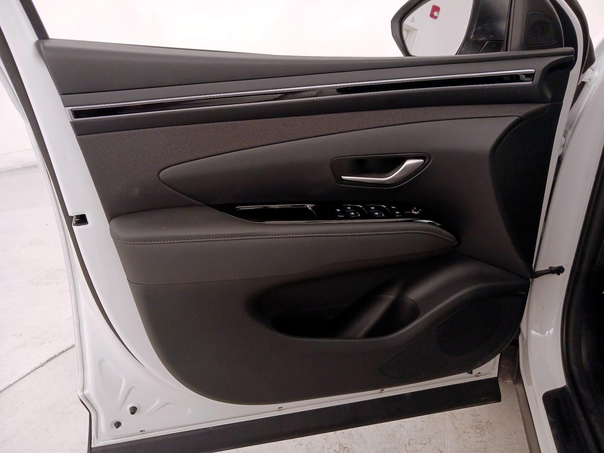 Thumbnail: 2024 Hyundai Tucson - 12