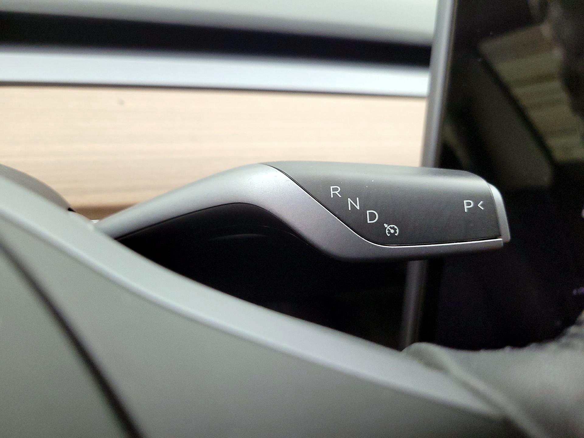 Thumbnail: 2023 Tesla Model 3 - 17