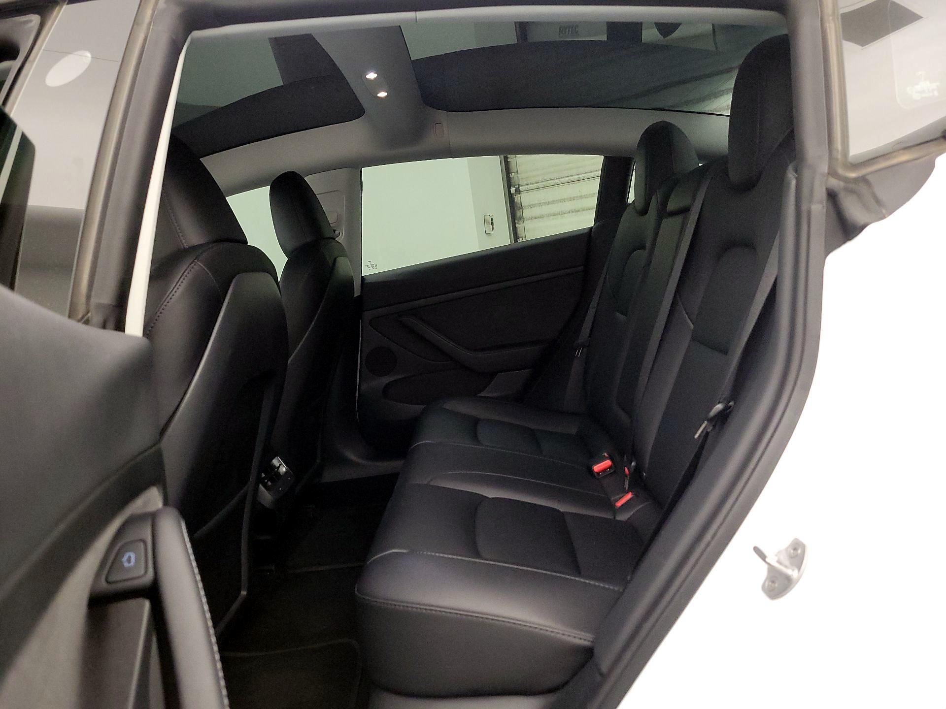 Thumbnail: 2023 Tesla Model 3 - 20