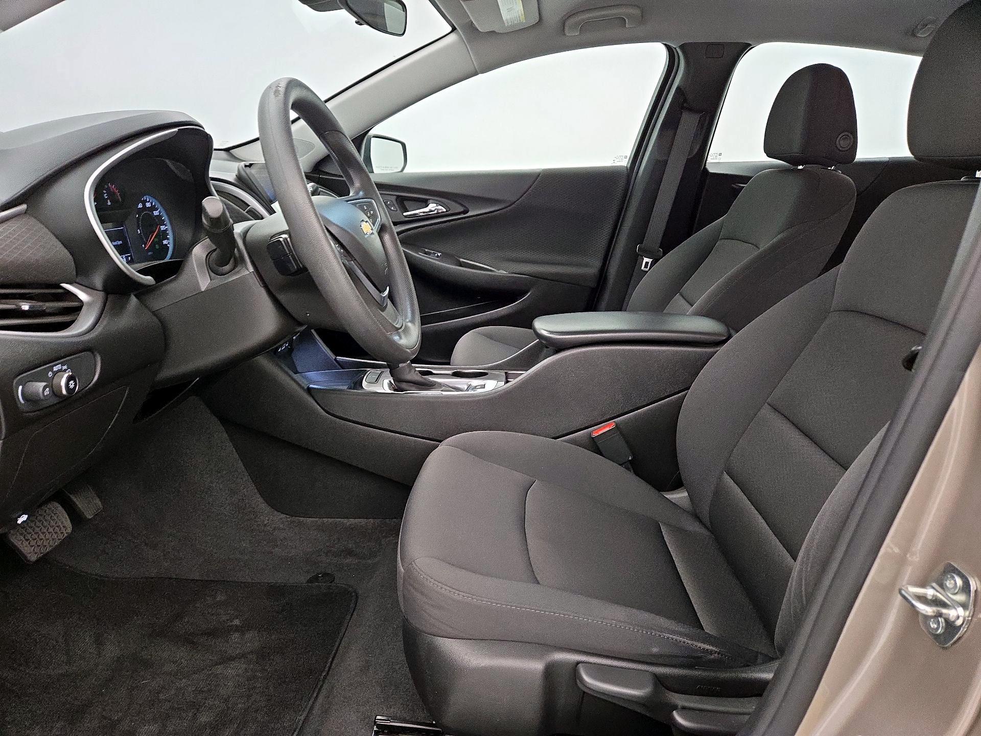 Thumbnail: 2023 Chevrolet Malibu - 11