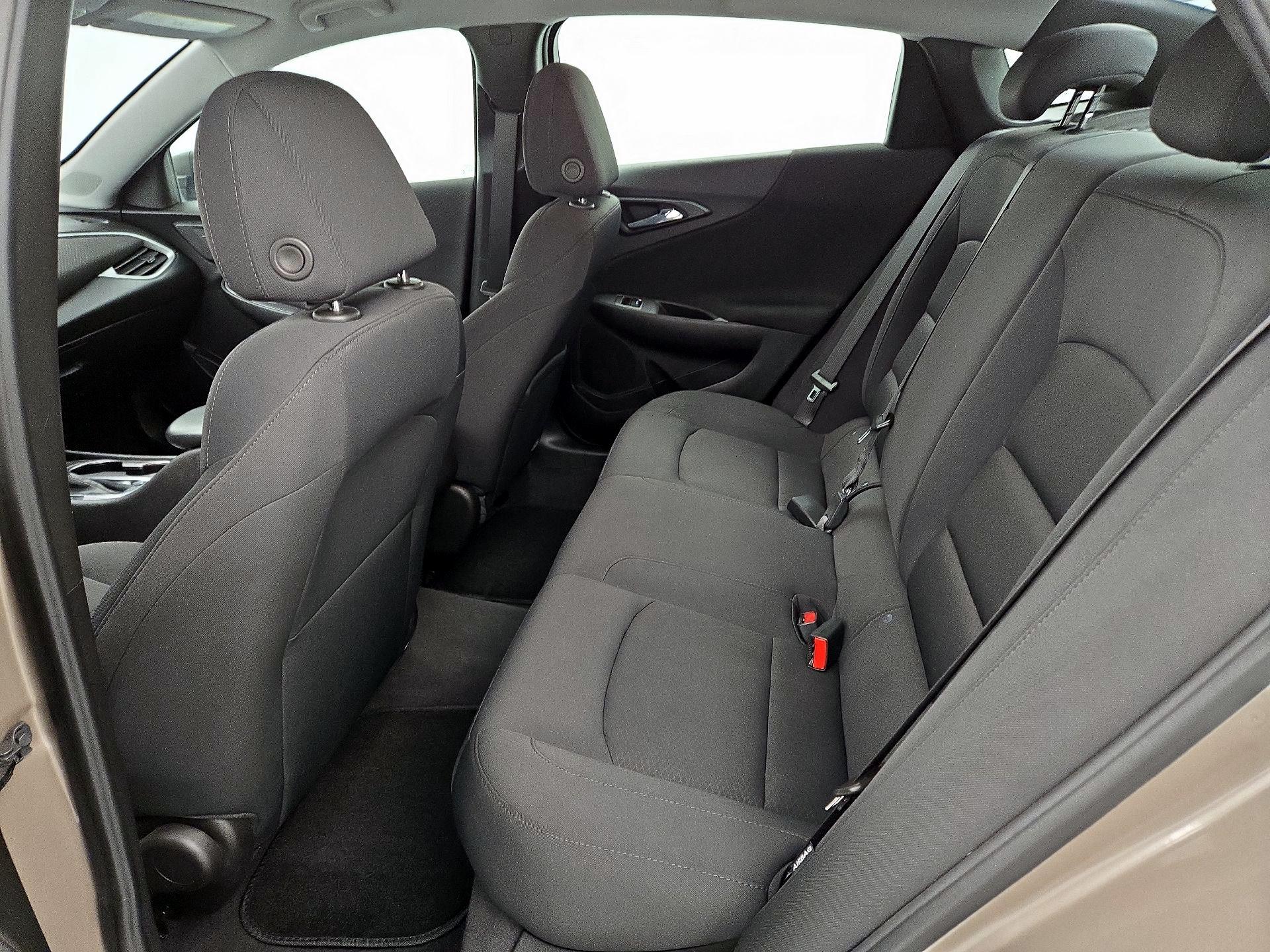 Thumbnail: 2023 Chevrolet Malibu - 19