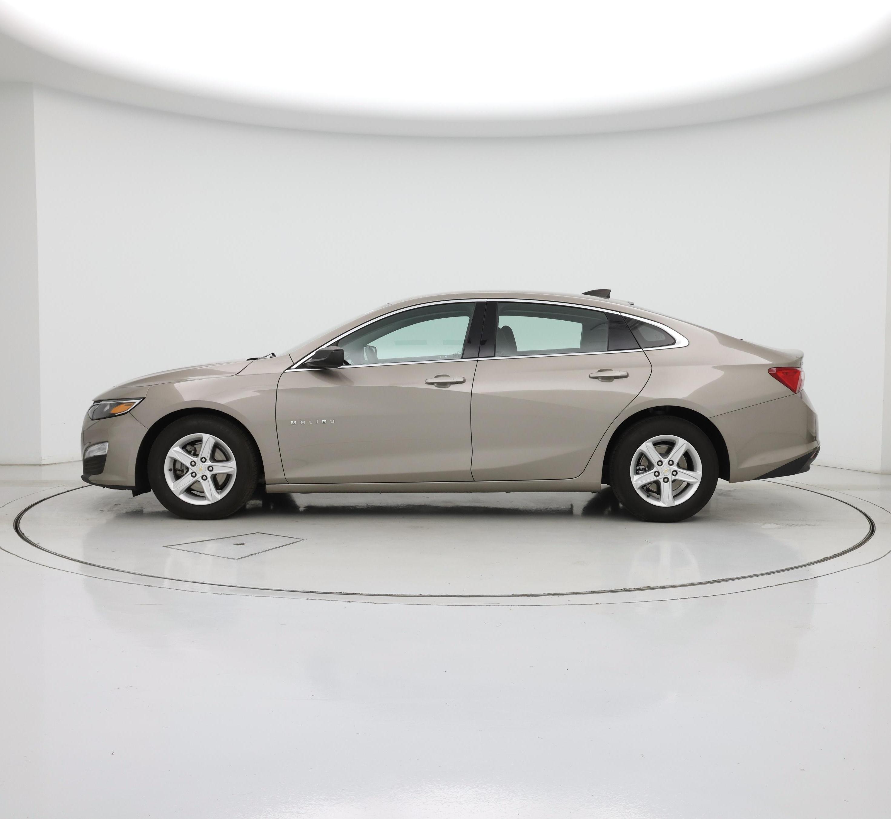 Thumbnail: 2023 Chevrolet Malibu - 3