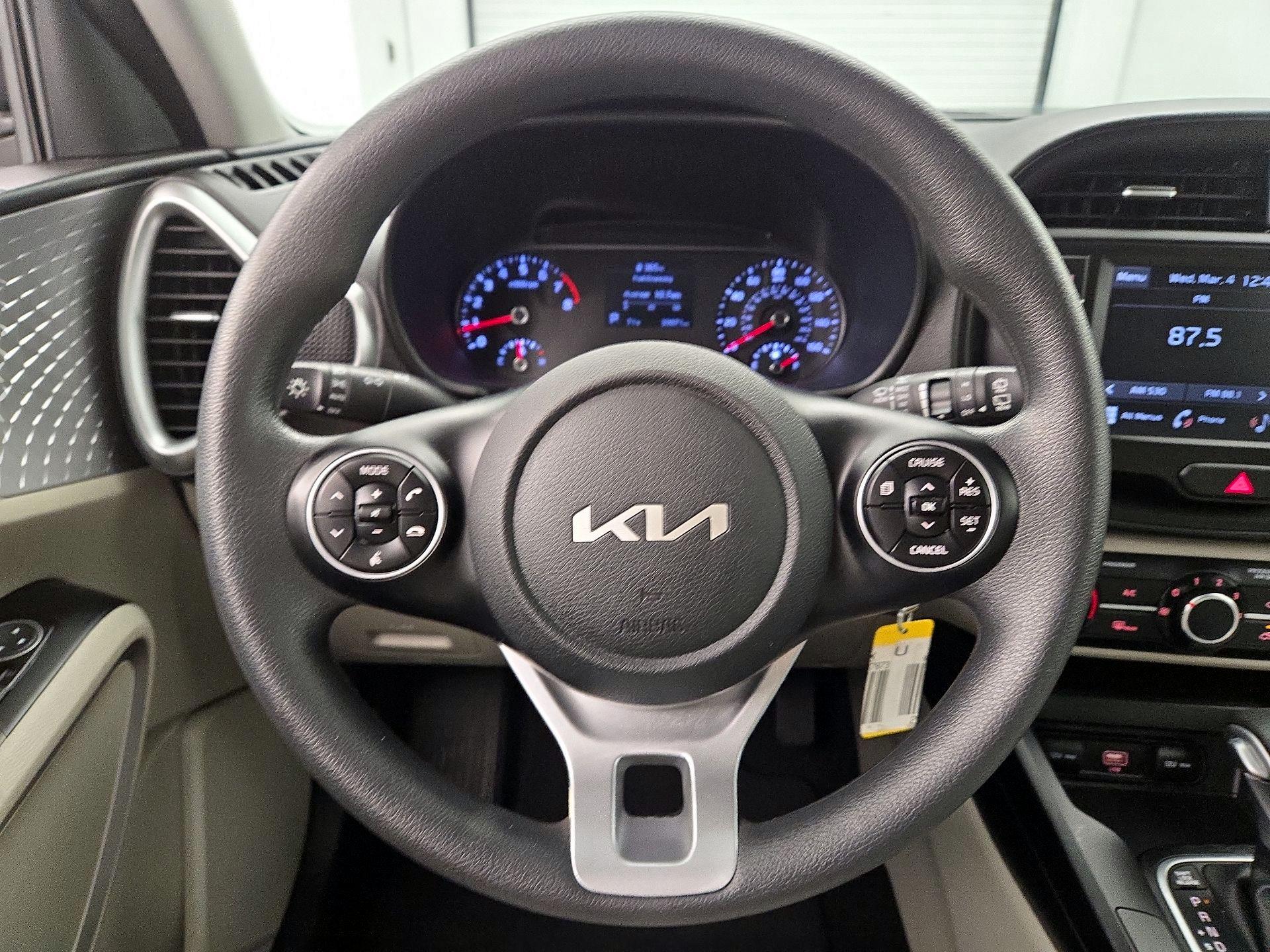 Thumbnail: 2022 Kia Soul - 10