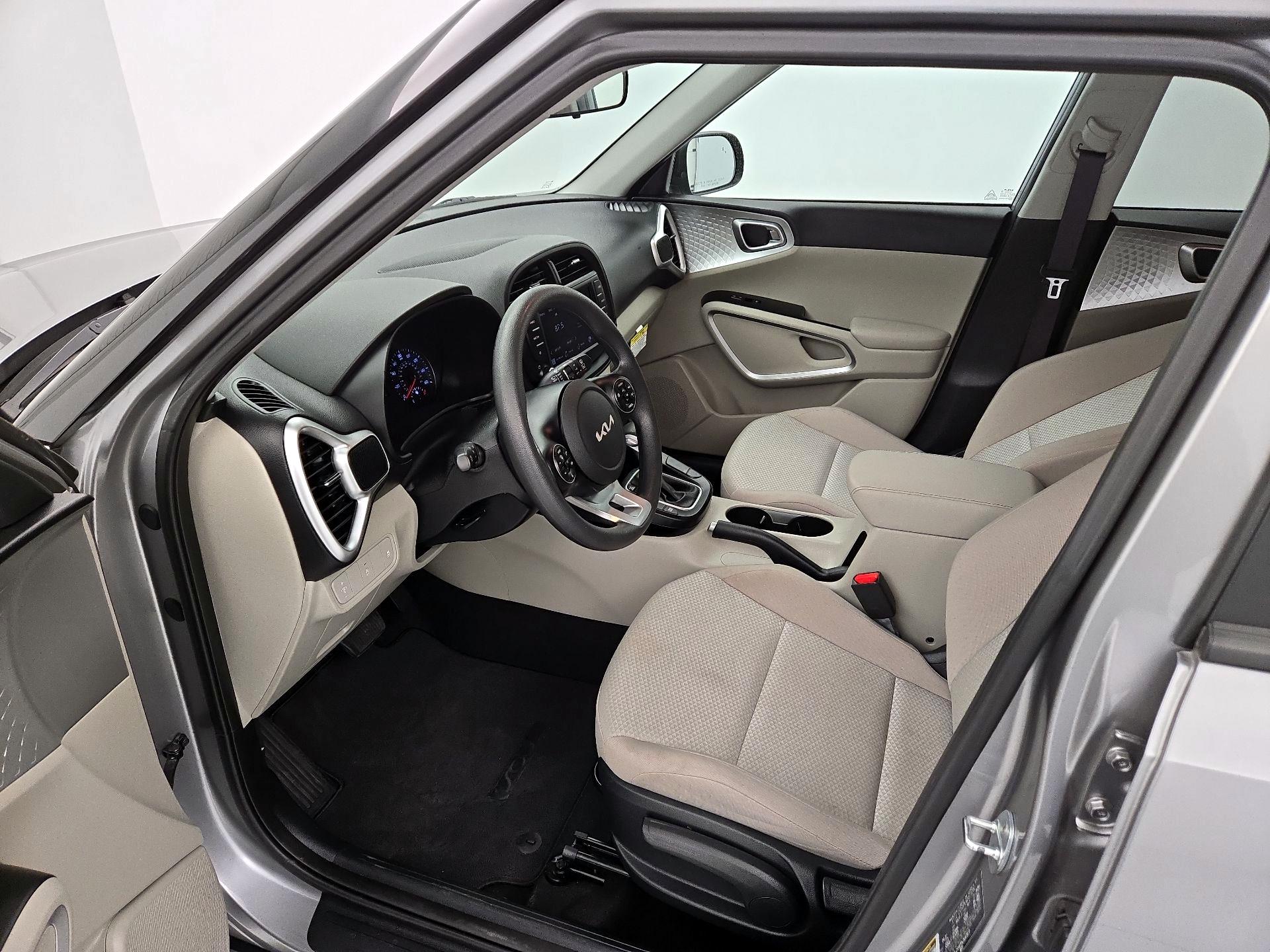 Thumbnail: 2022 Kia Soul - 11