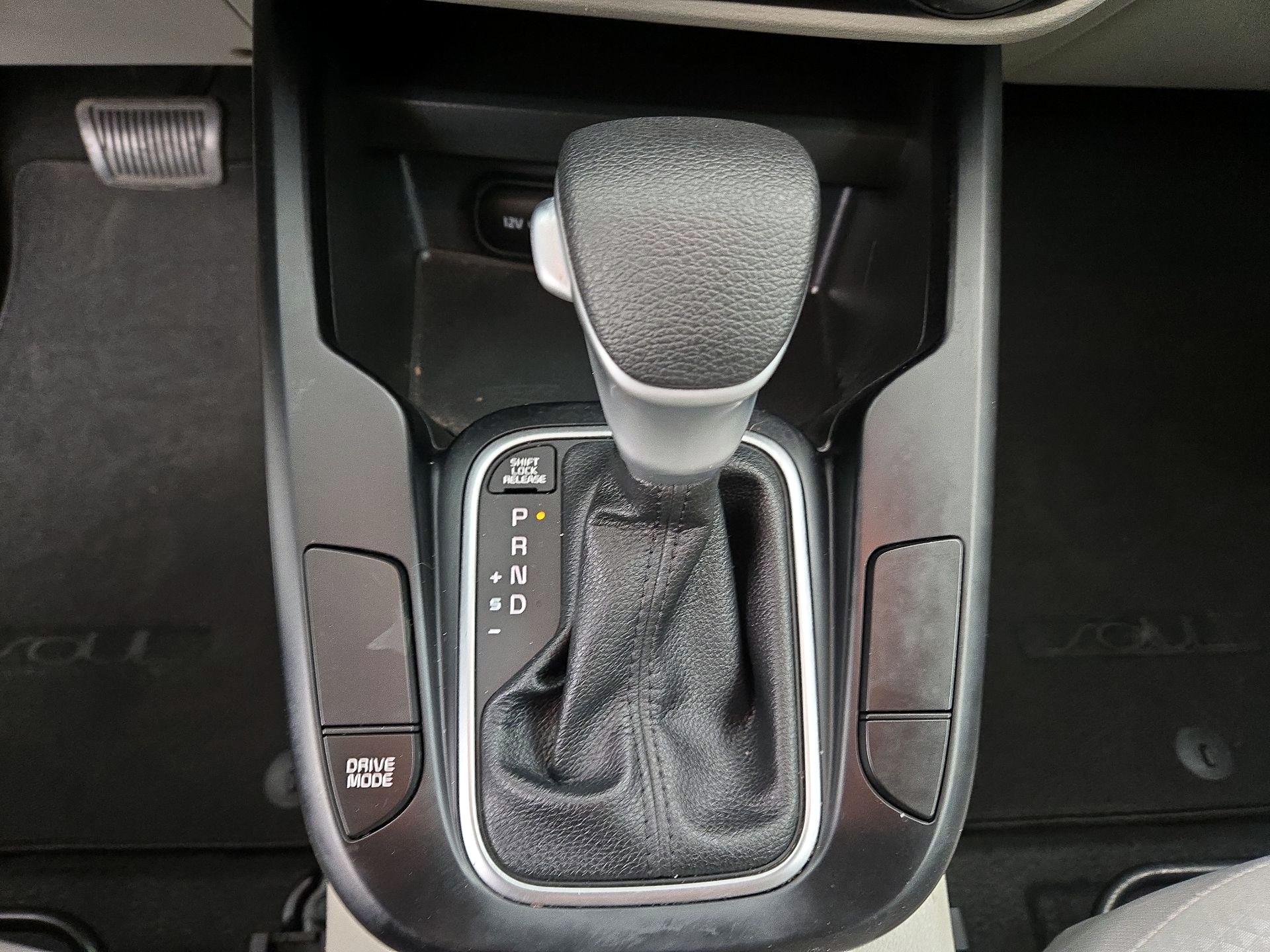 Thumbnail: 2022 Kia Soul - 17