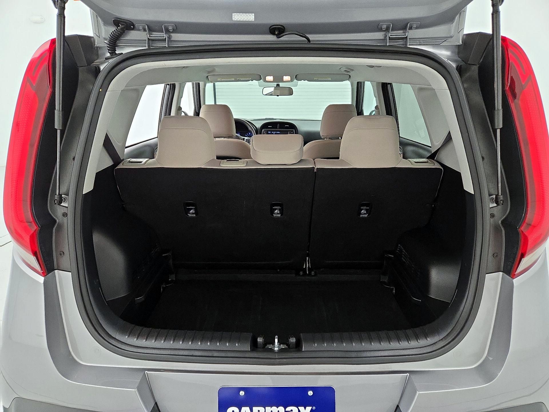 Thumbnail: 2022 Kia Soul - 20