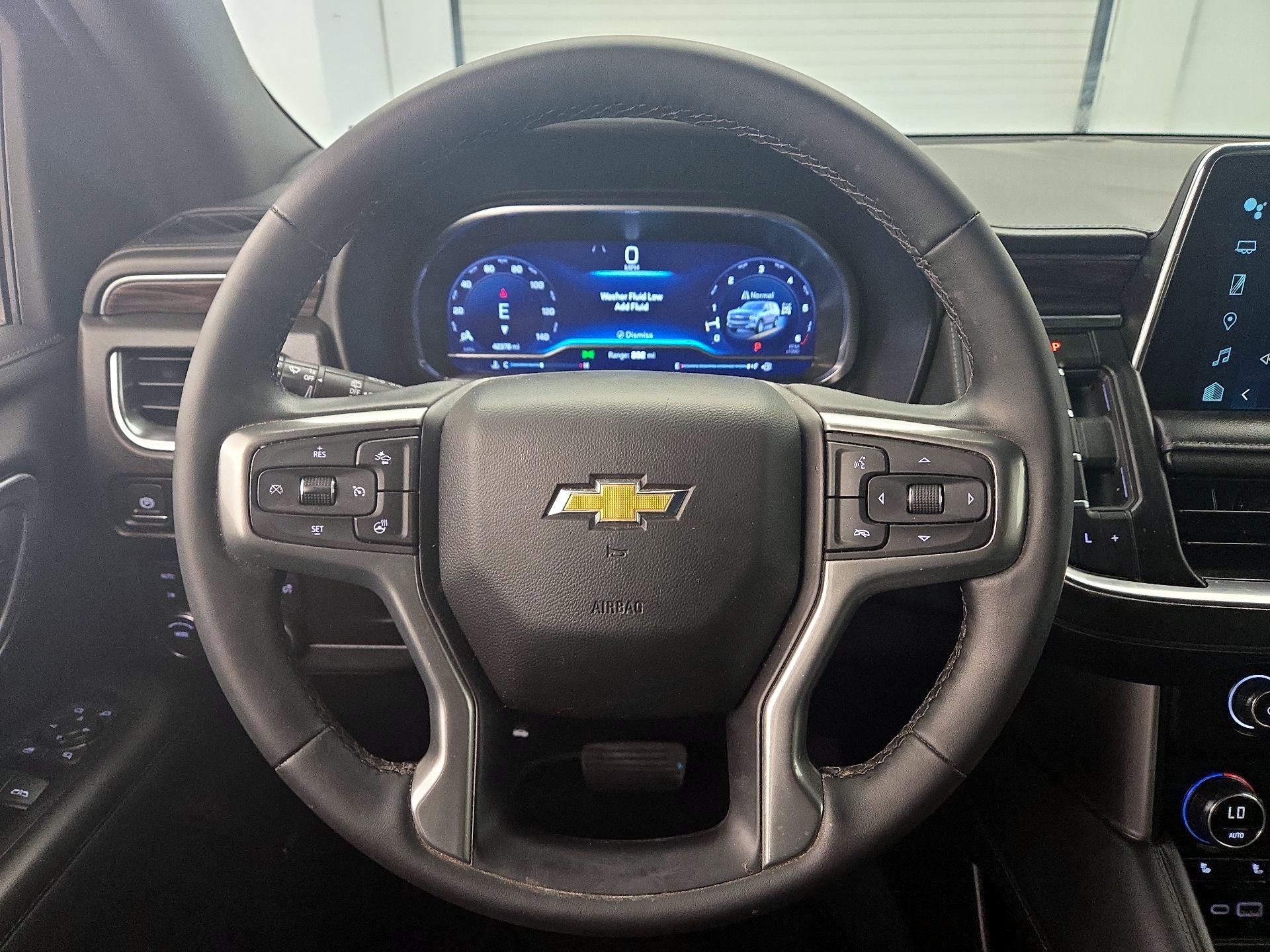 Thumbnail: 2023 Chevrolet Tahoe - 10