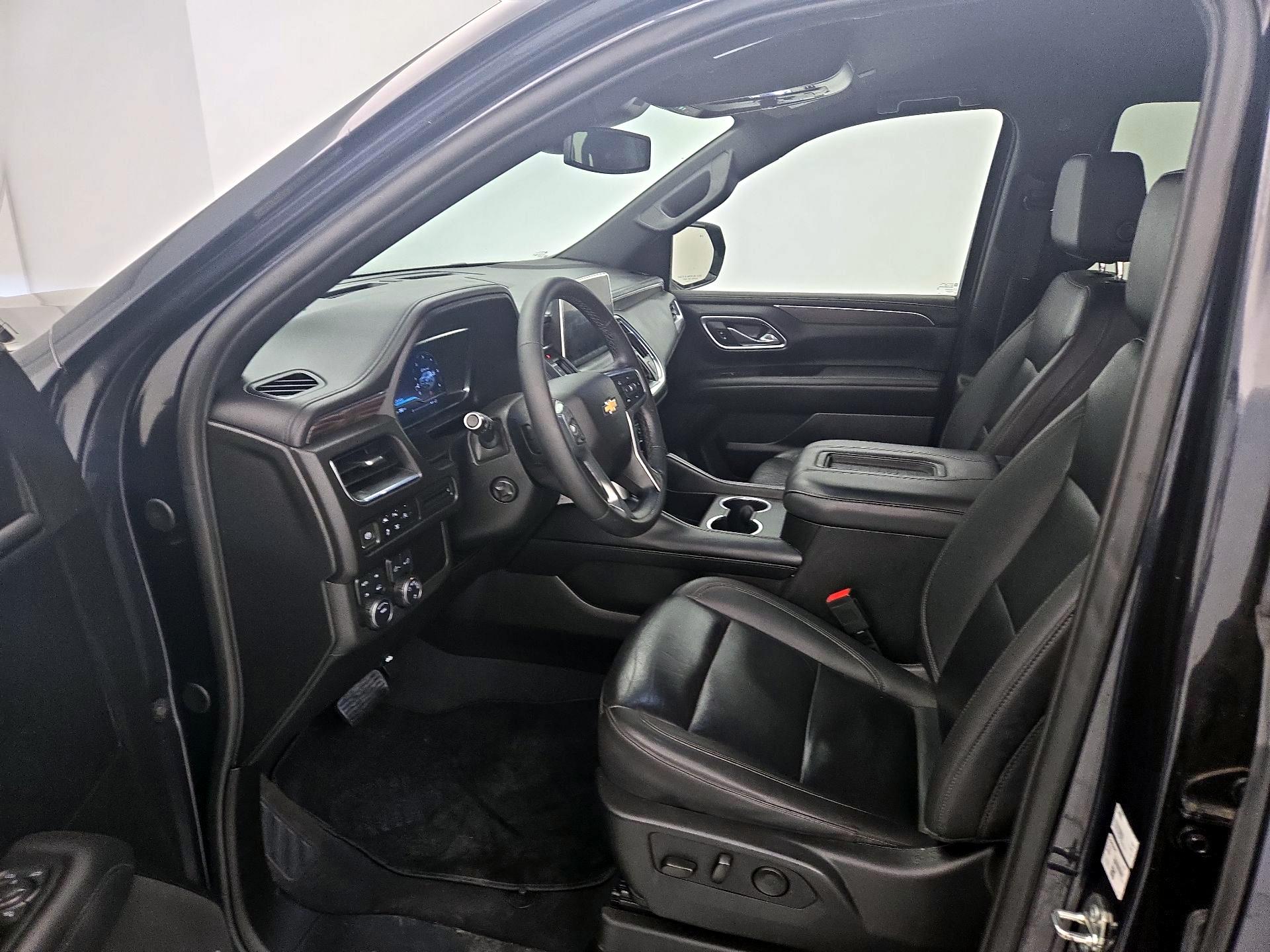 Thumbnail: 2023 Chevrolet Tahoe - 11