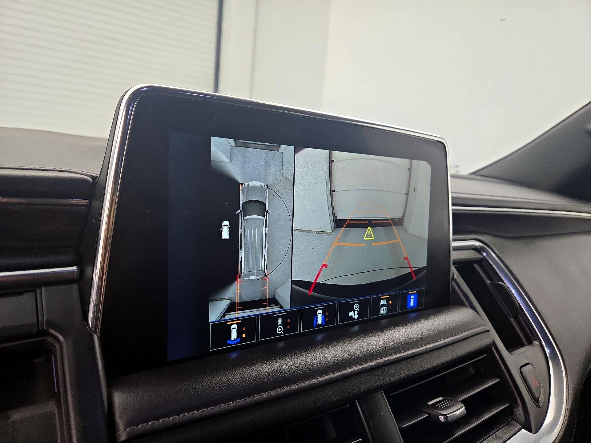 Thumbnail: 2023 Chevrolet Tahoe - 14