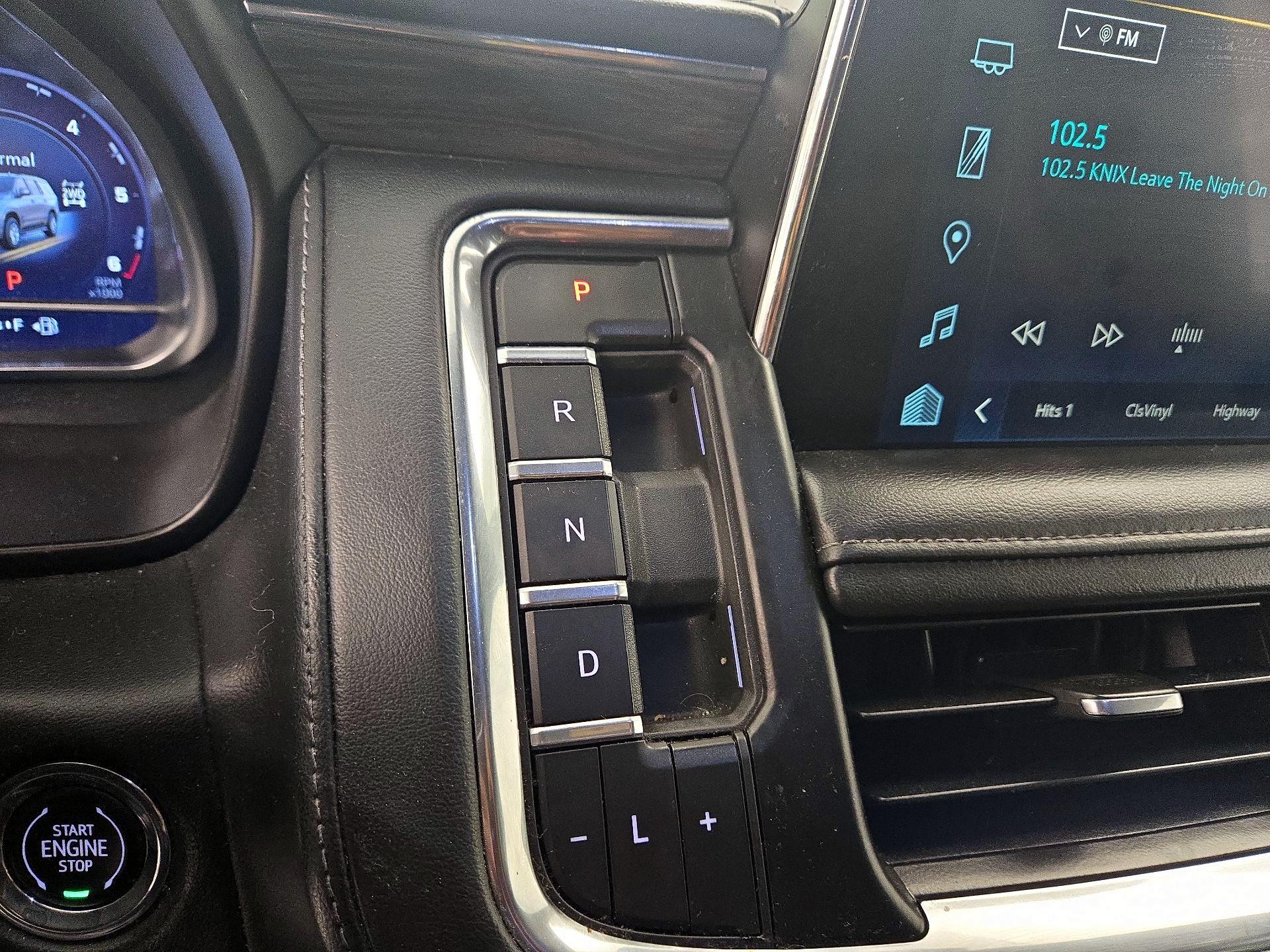 Thumbnail: 2023 Chevrolet Tahoe - 17