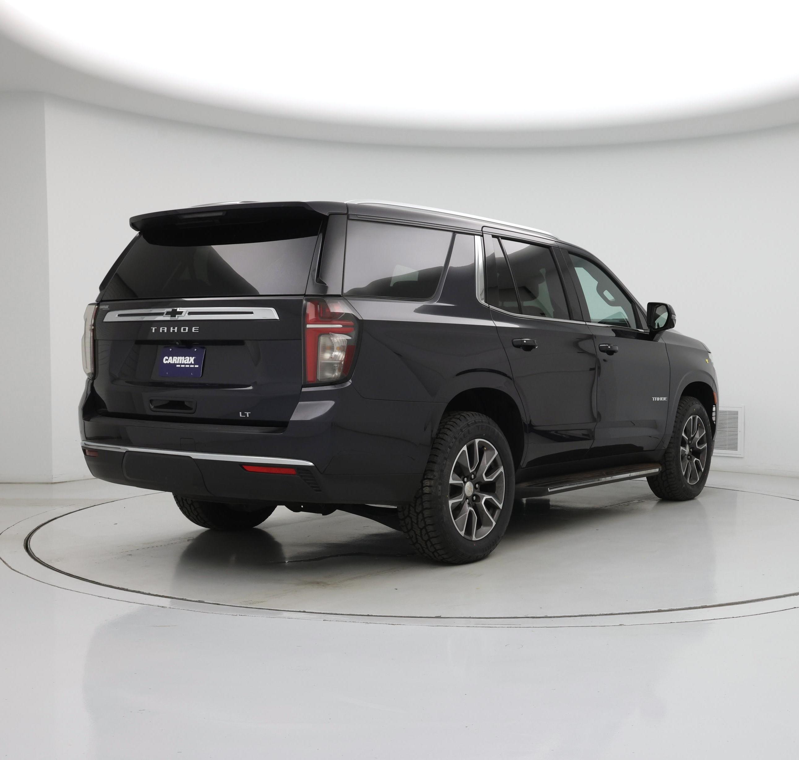 Thumbnail: 2023 Chevrolet Tahoe - 8