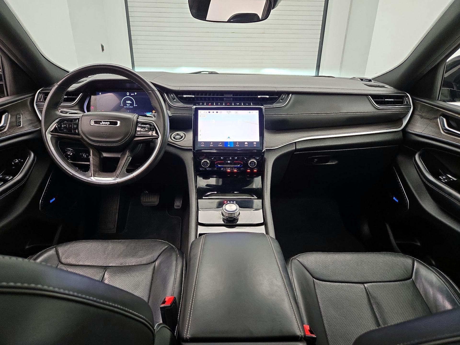 Thumbnail: 2022 Jeep Grand Cherokee L - 9