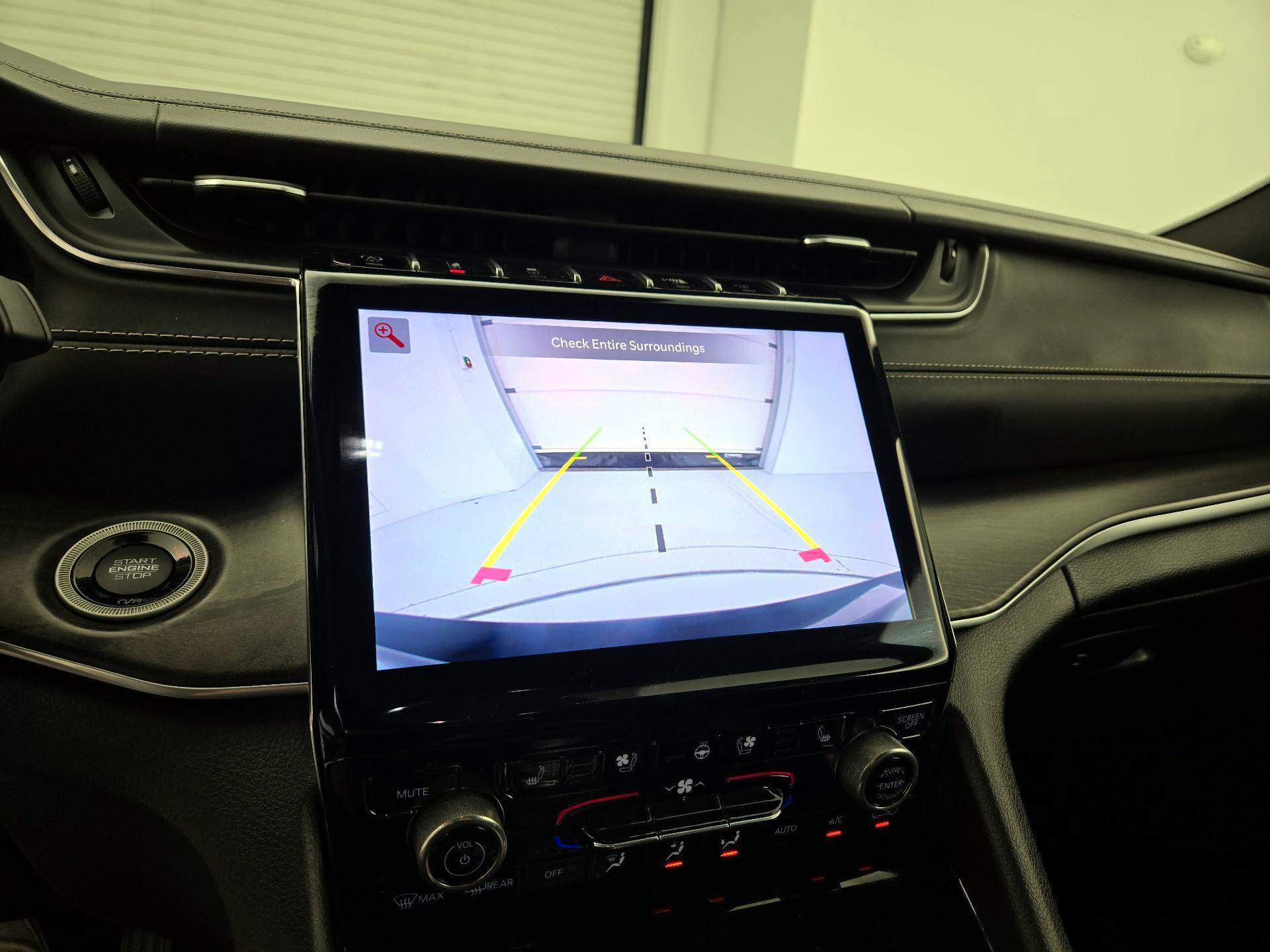 Thumbnail: 2022 Jeep Grand Cherokee L - 15