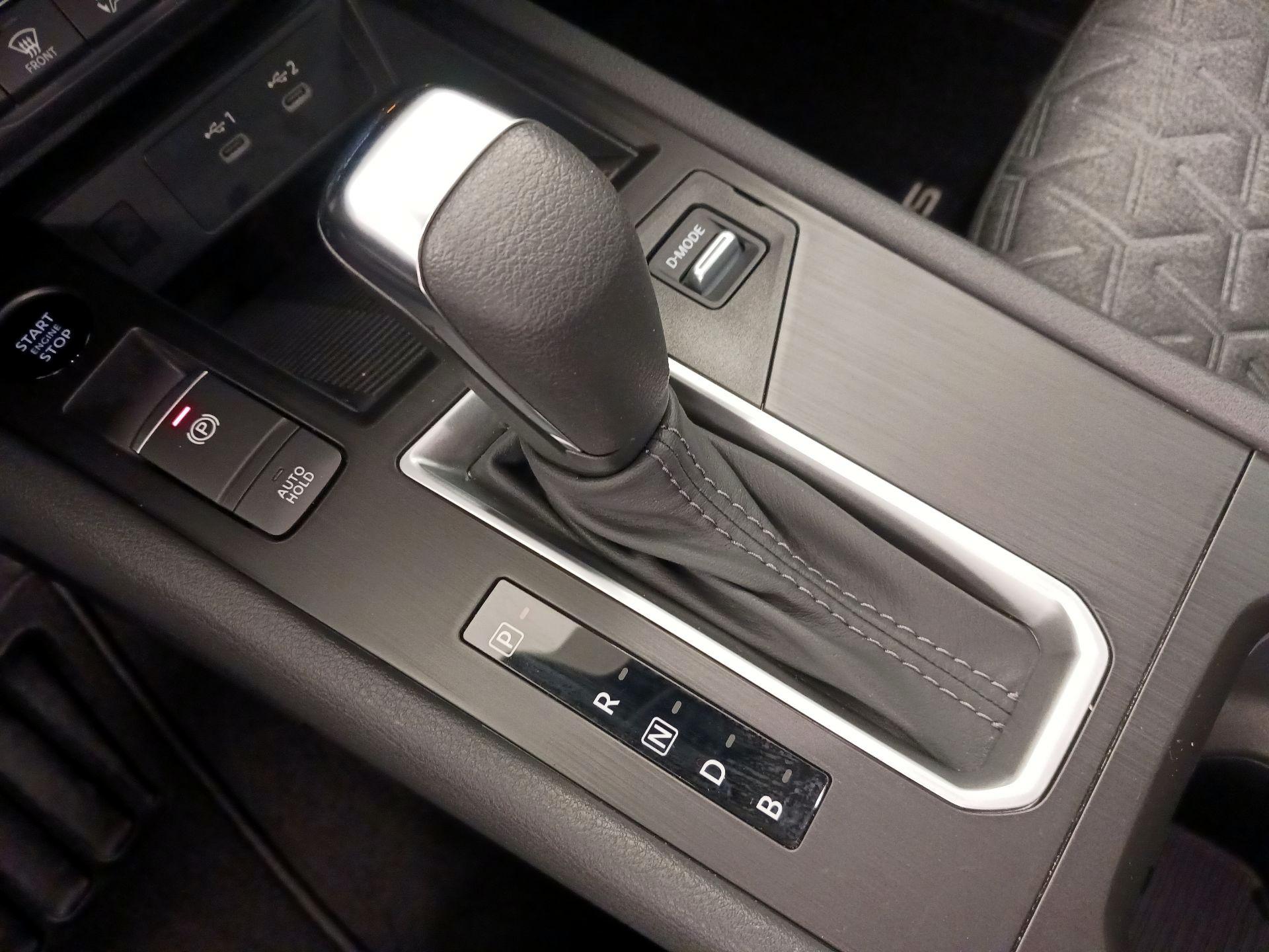 Thumbnail: 2026 Nissan Kicks - 17