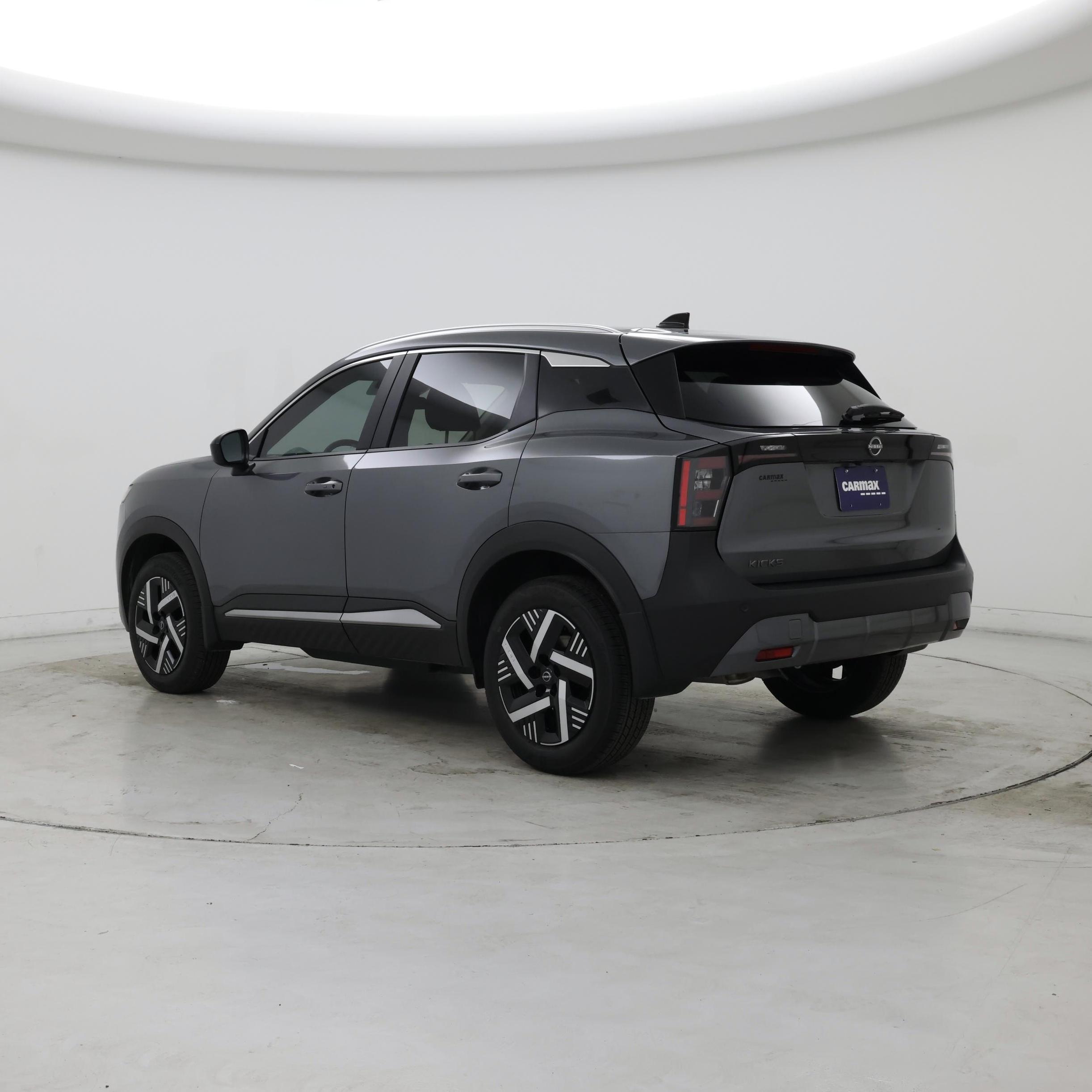 Thumbnail: 2026 Nissan Kicks - 2