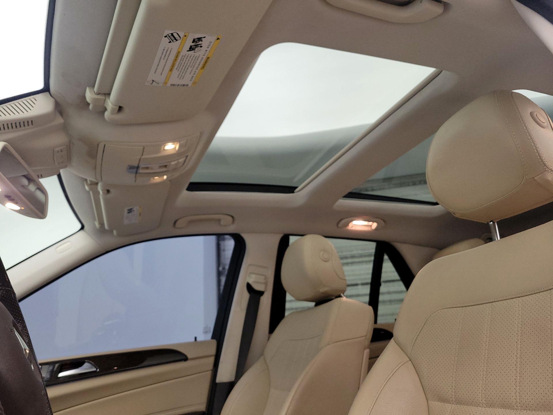 Thumbnail: 2019 Mercedes-Benz GLE - 20