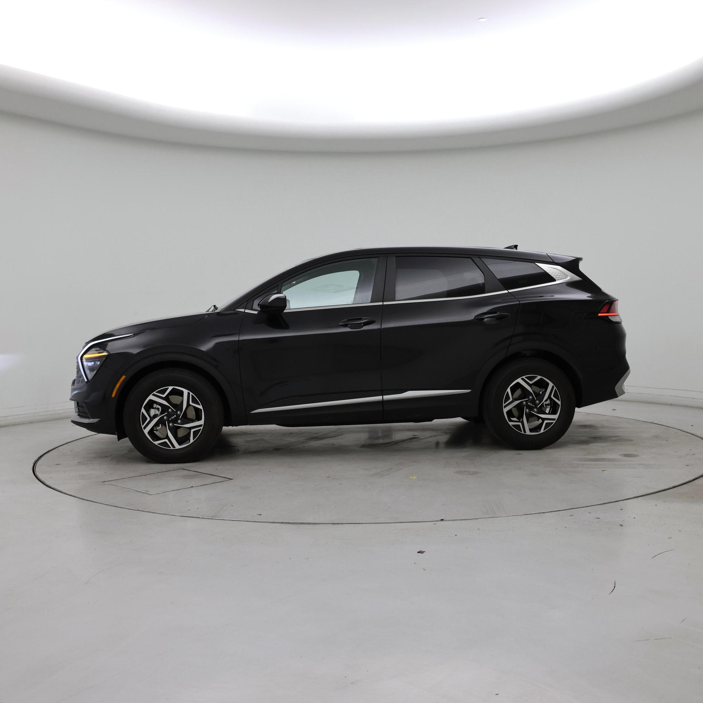 Thumbnail: 2024 Kia Sportage - 3