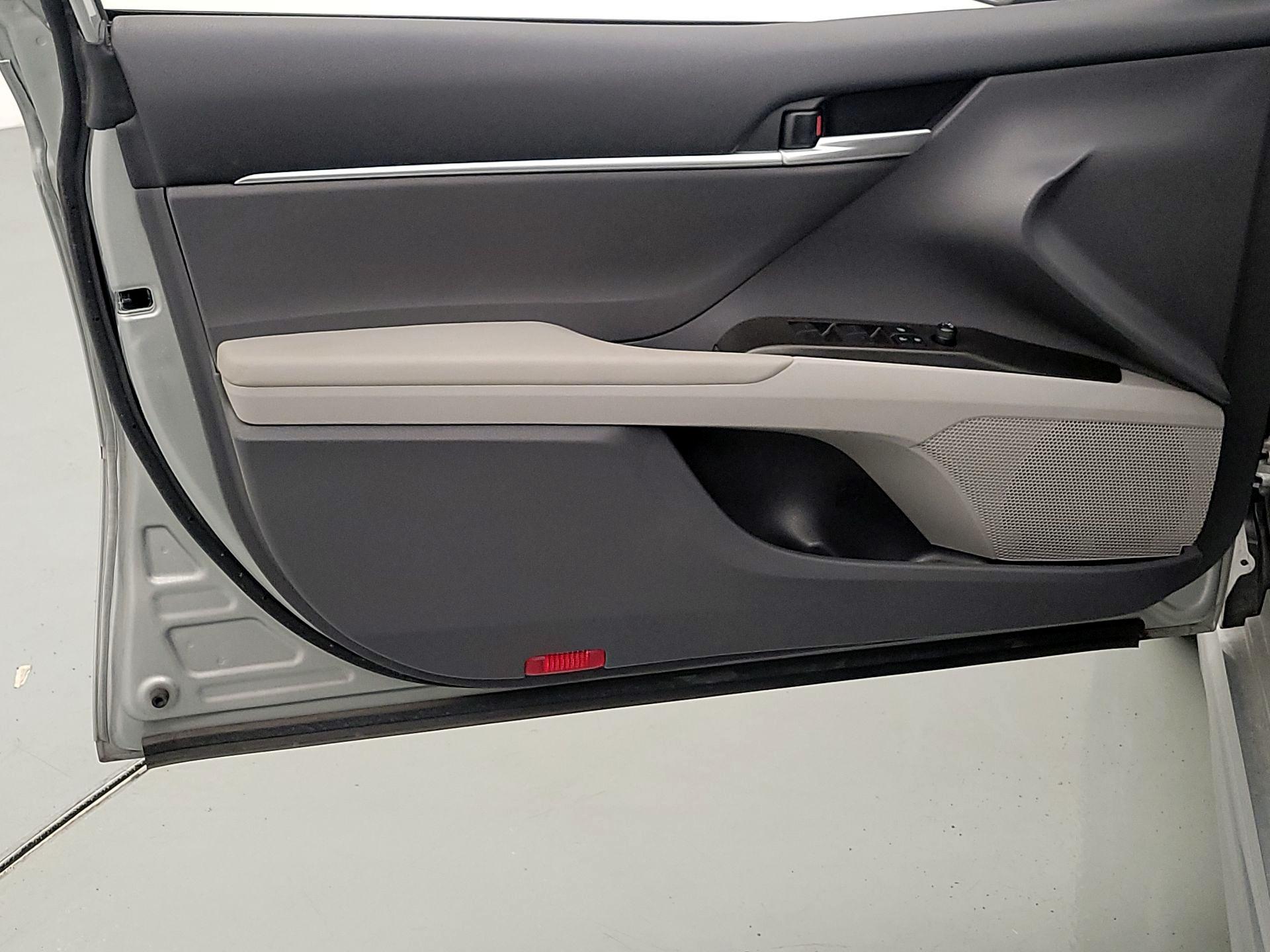 Thumbnail: 2024 Toyota Camry - 12