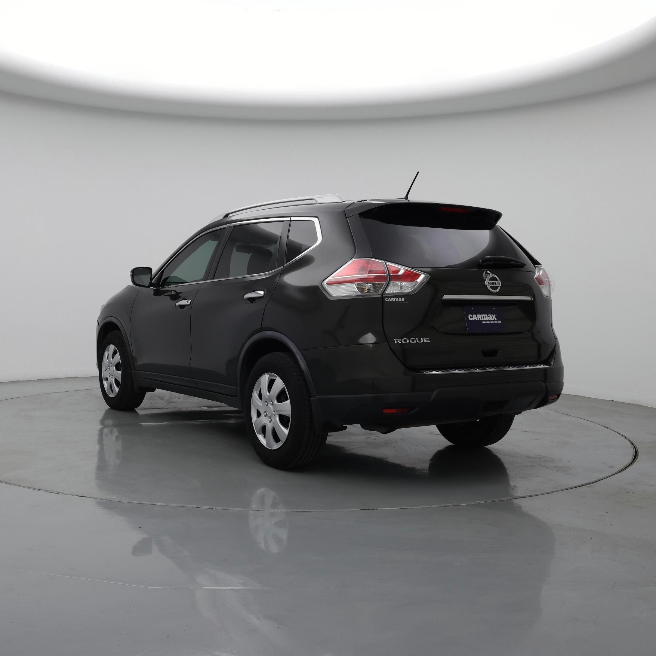Thumbnail: 2016 Nissan Rogue - 2