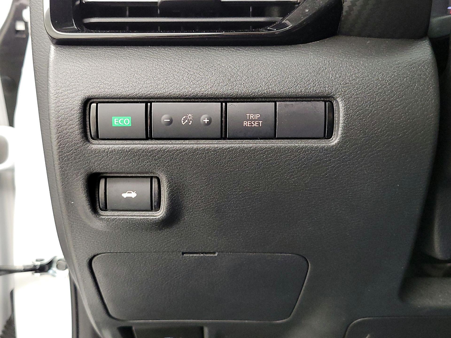 Thumbnail: 2023 Nissan Sentra - 13