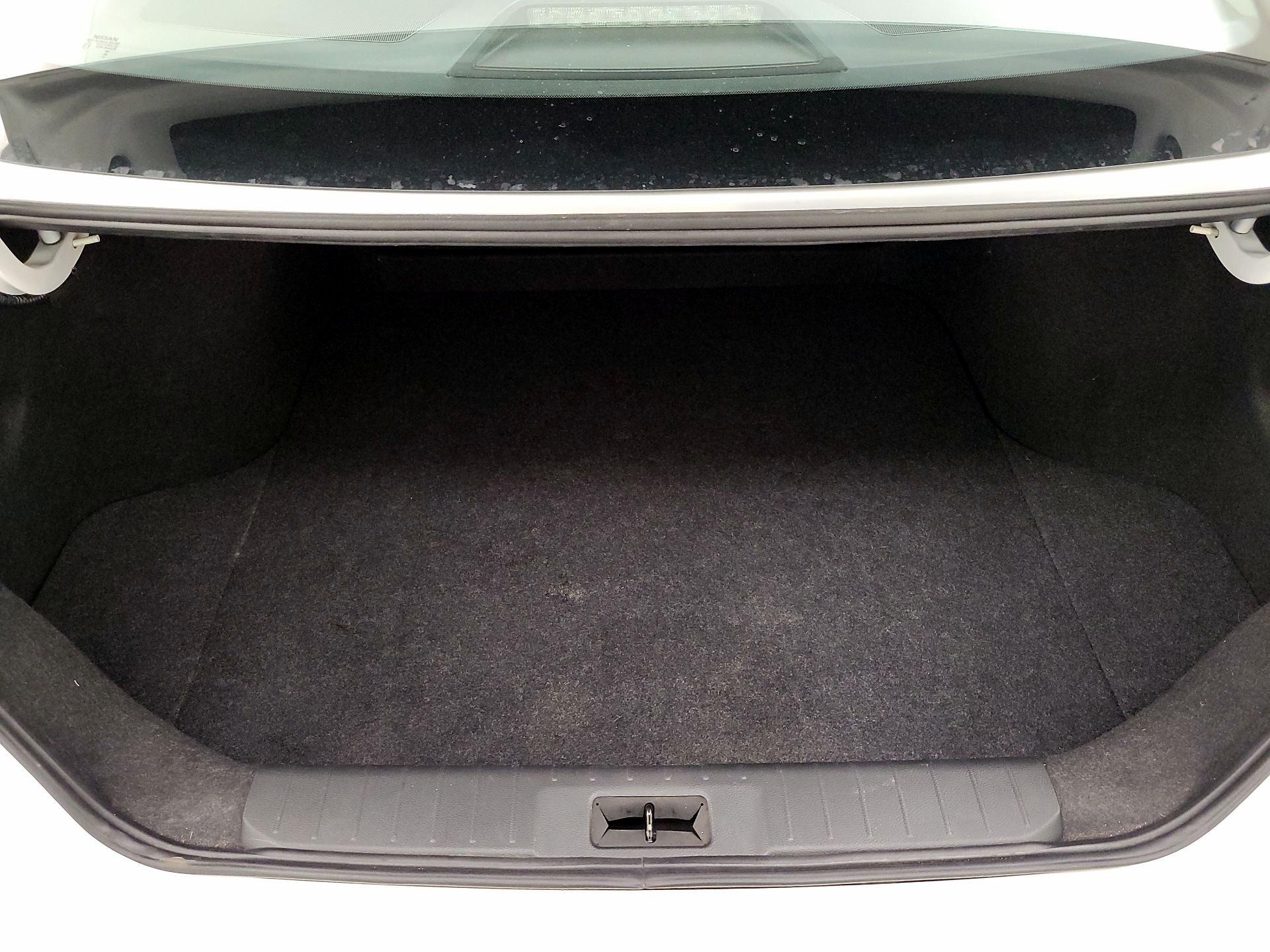 Thumbnail: 2023 Nissan Sentra - 20