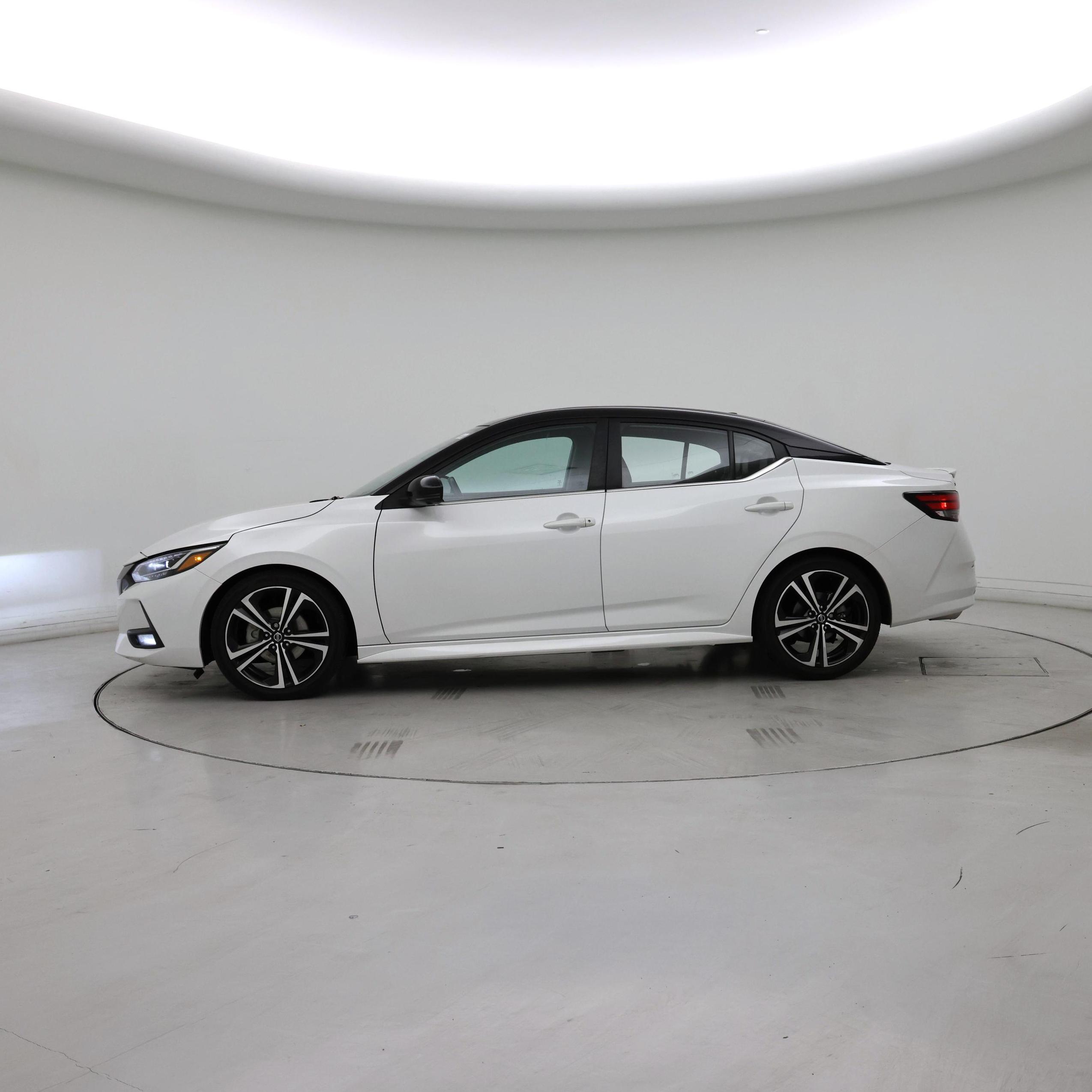 Thumbnail: 2023 Nissan Sentra - 3