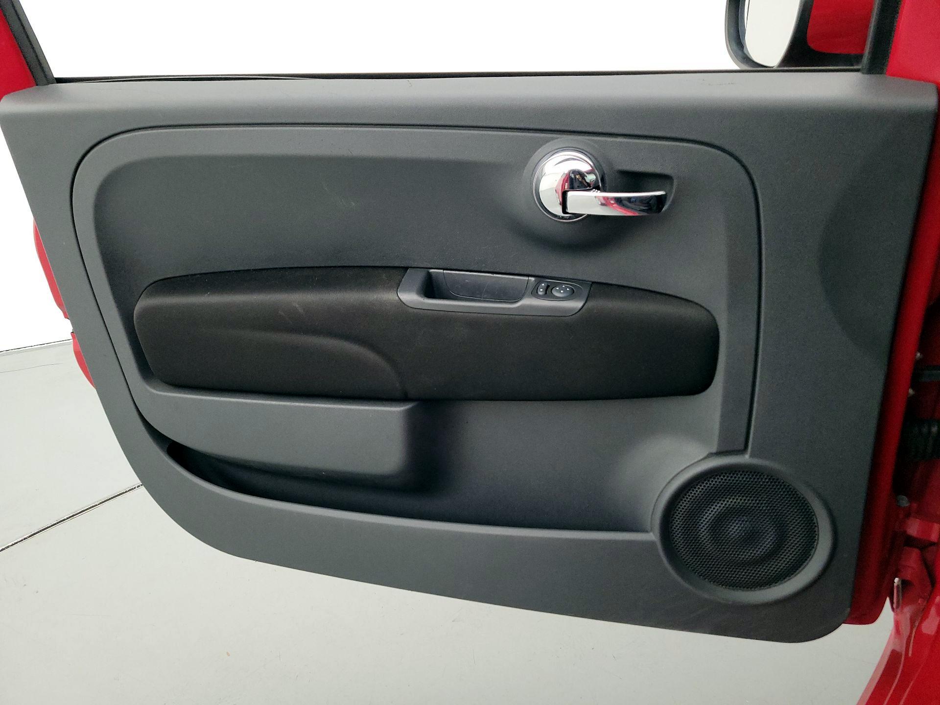 Thumbnail: 2017 Fiat 500 - 12