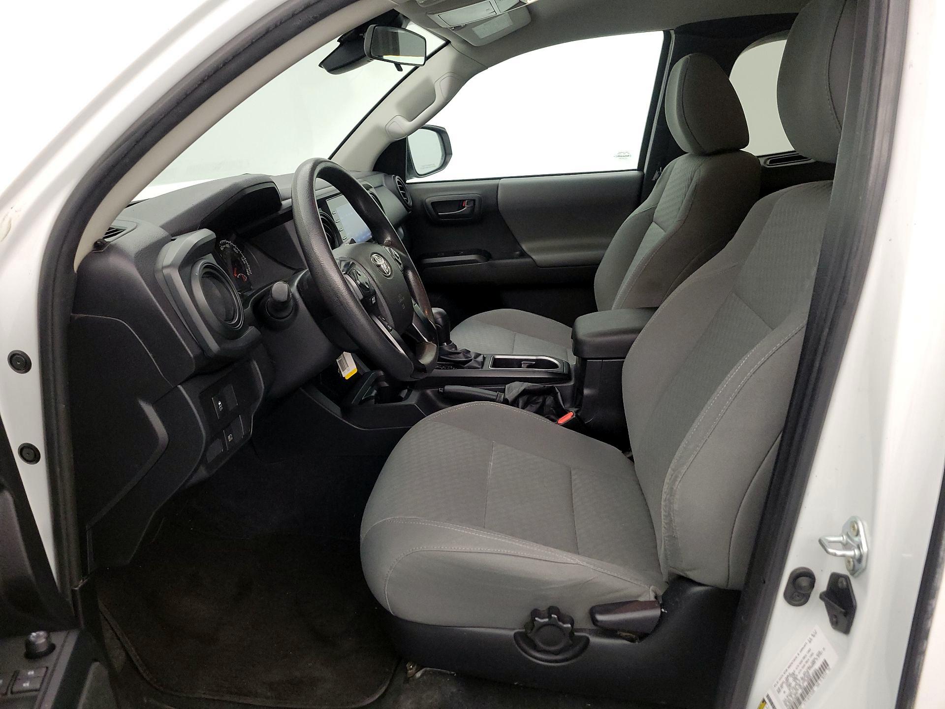 Thumbnail: 2022 Toyota Tacoma - 11