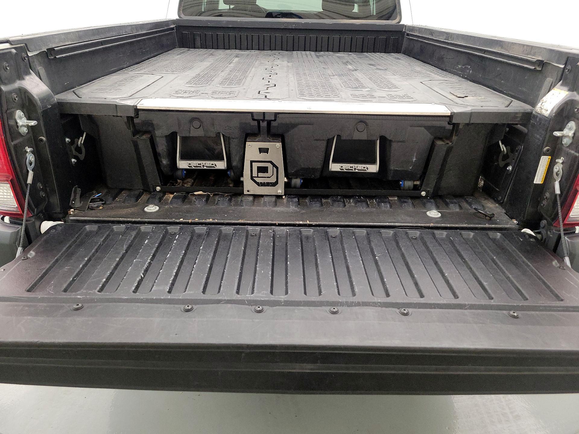 Thumbnail: 2022 Toyota Tacoma - 20