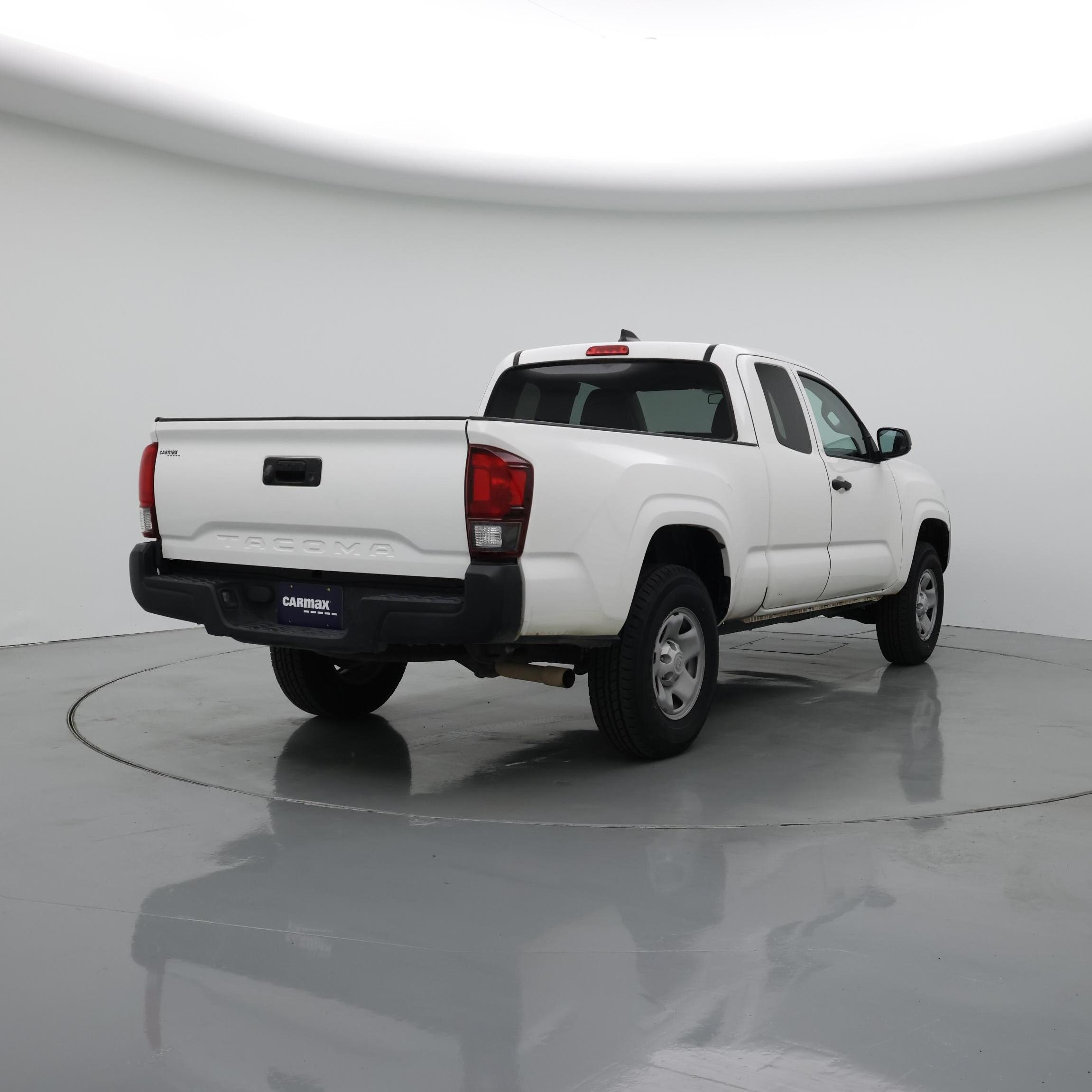 Thumbnail: 2022 Toyota Tacoma - 8