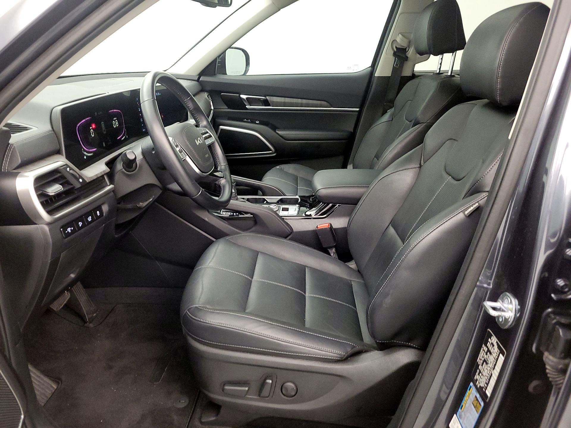 Thumbnail: 2023 Kia Telluride - 11