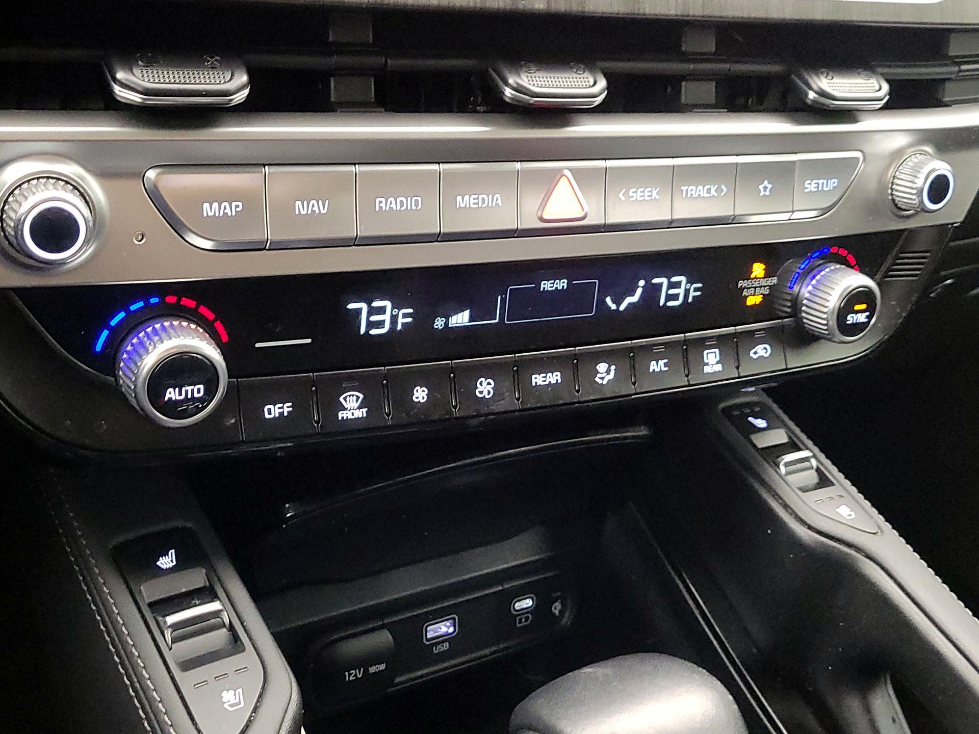 Thumbnail: 2023 Kia Telluride - 17