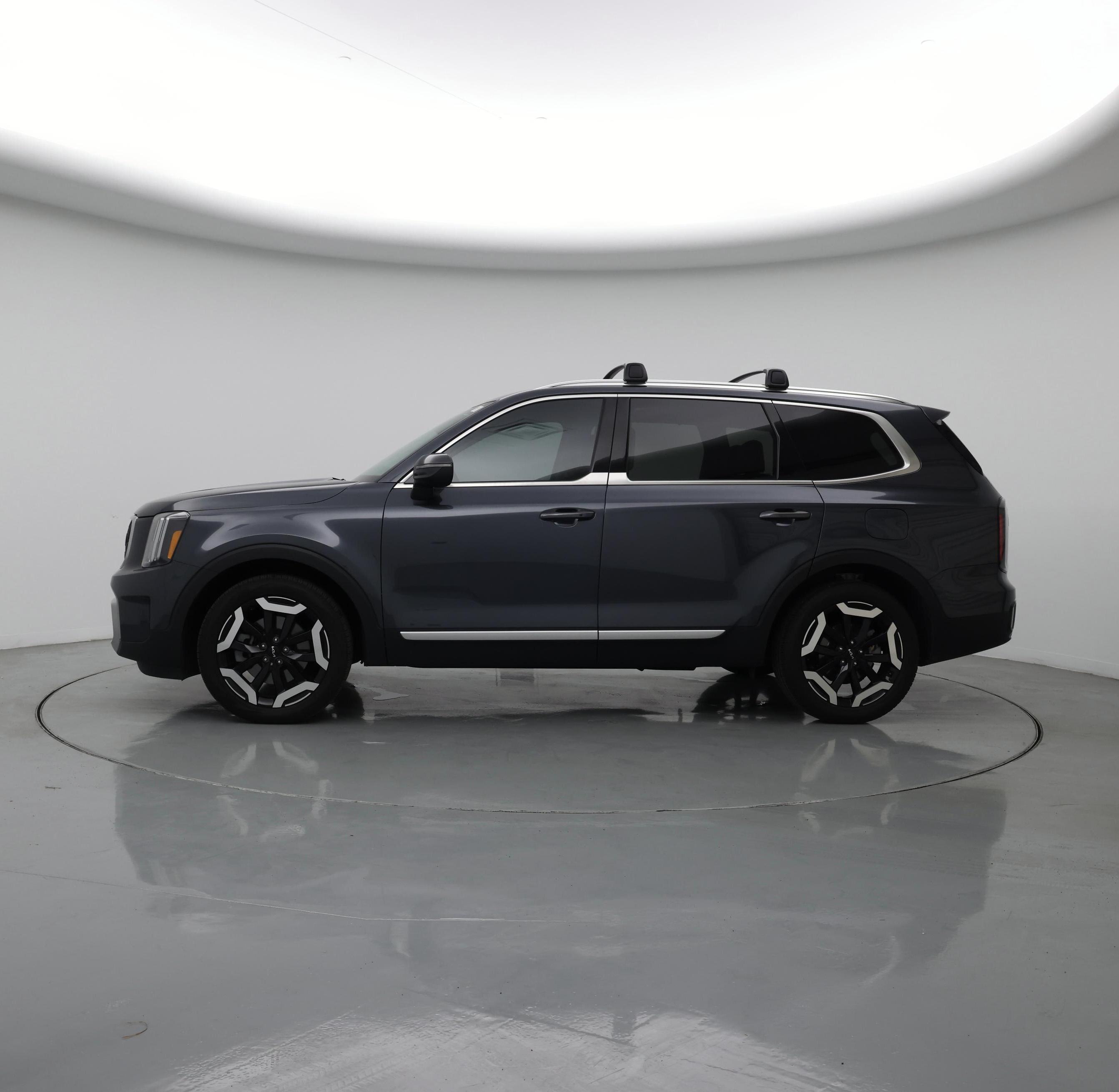 Thumbnail: 2023 Kia Telluride - 3