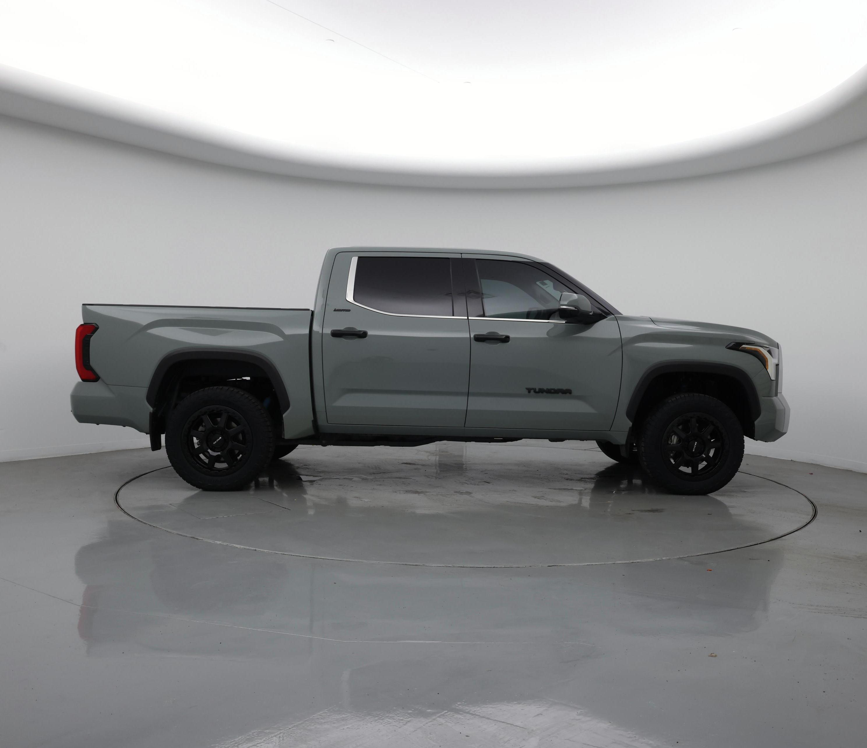 Thumbnail: 2023 Toyota Tundra - 7