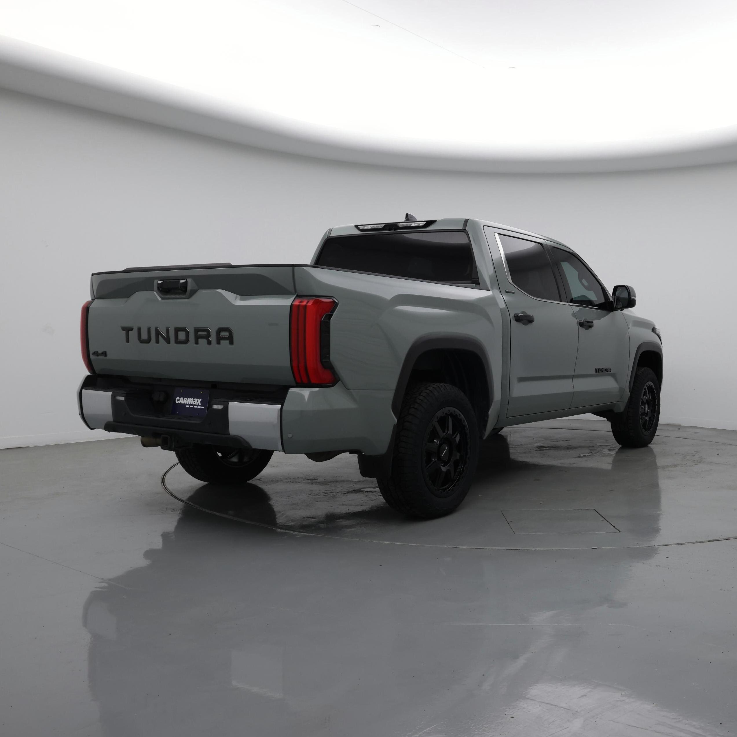 Thumbnail: 2023 Toyota Tundra - 8