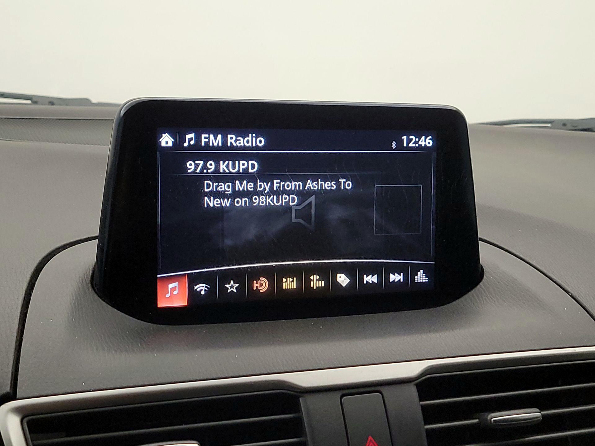 Thumbnail: 2017 Mazda Mazda3 - 15