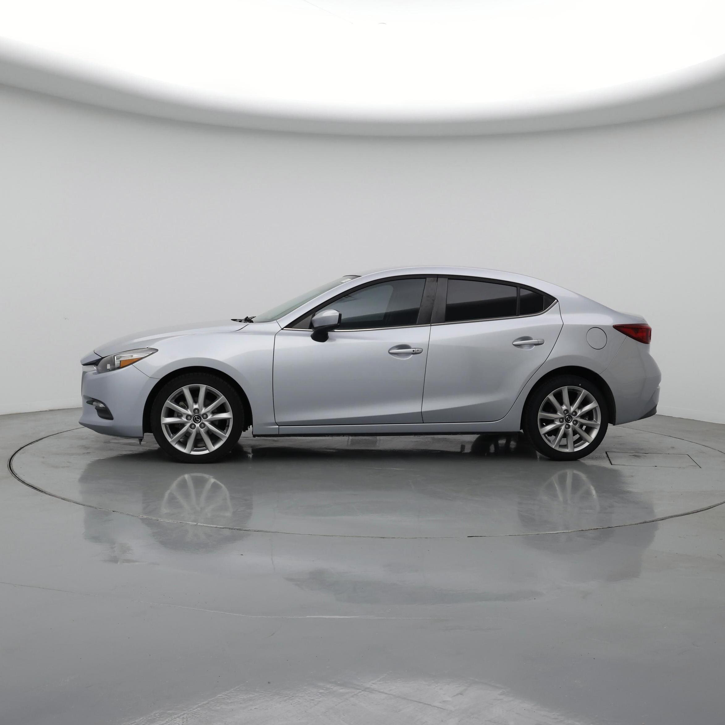 Thumbnail: 2017 Mazda Mazda3 - 3