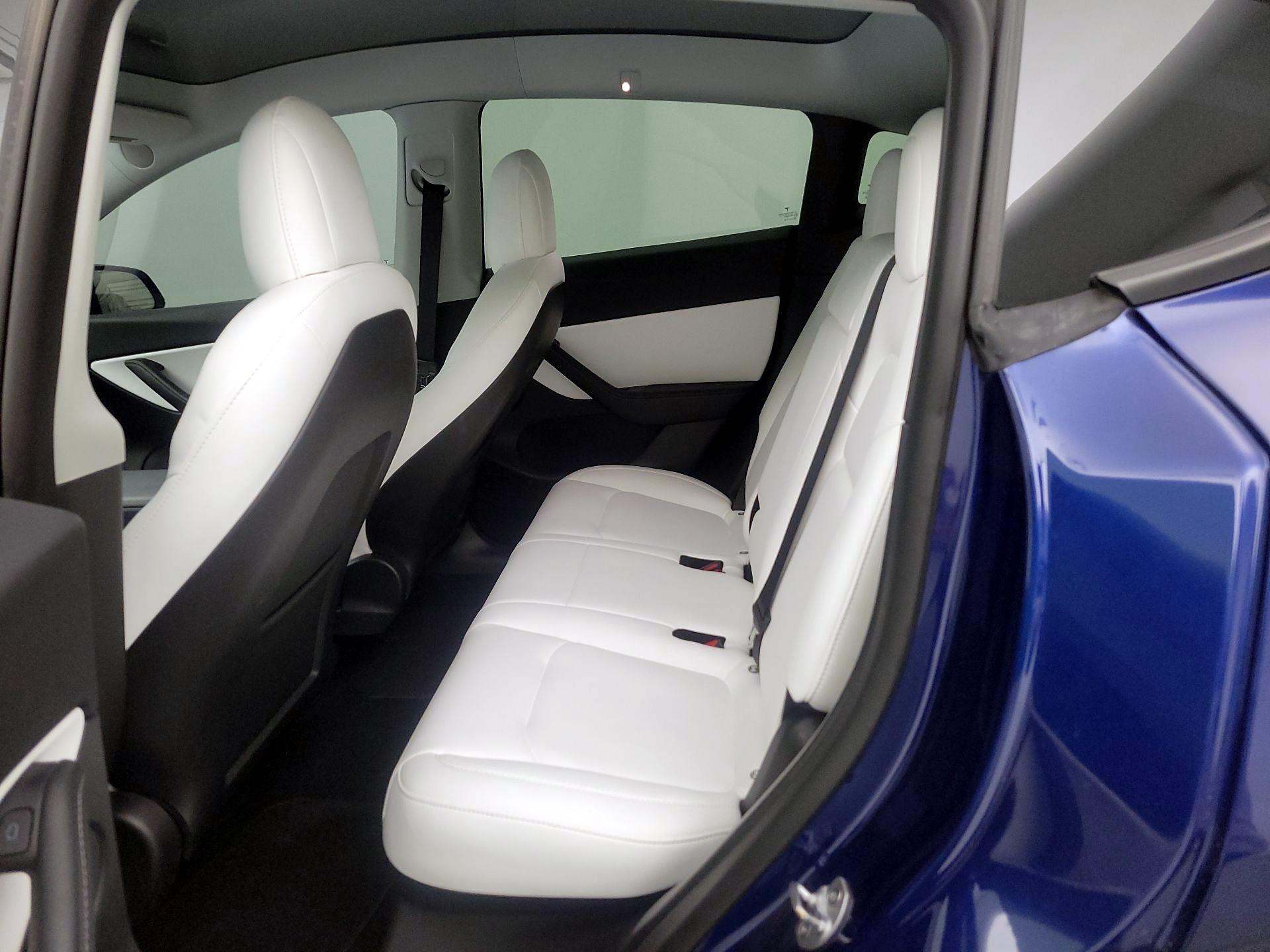 Thumbnail: 2022 Tesla Model Y - 18