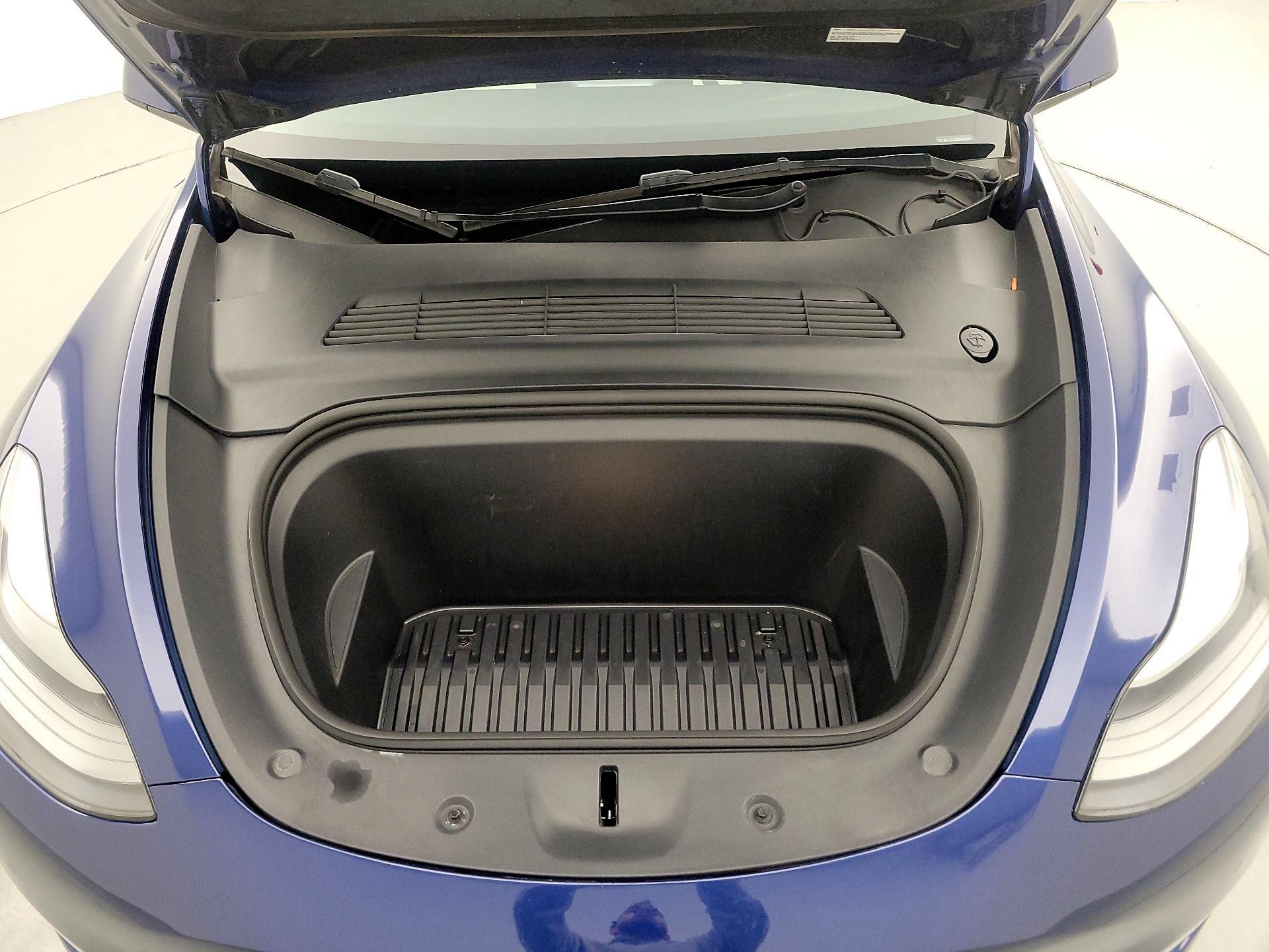 Thumbnail: 2022 Tesla Model Y - 20