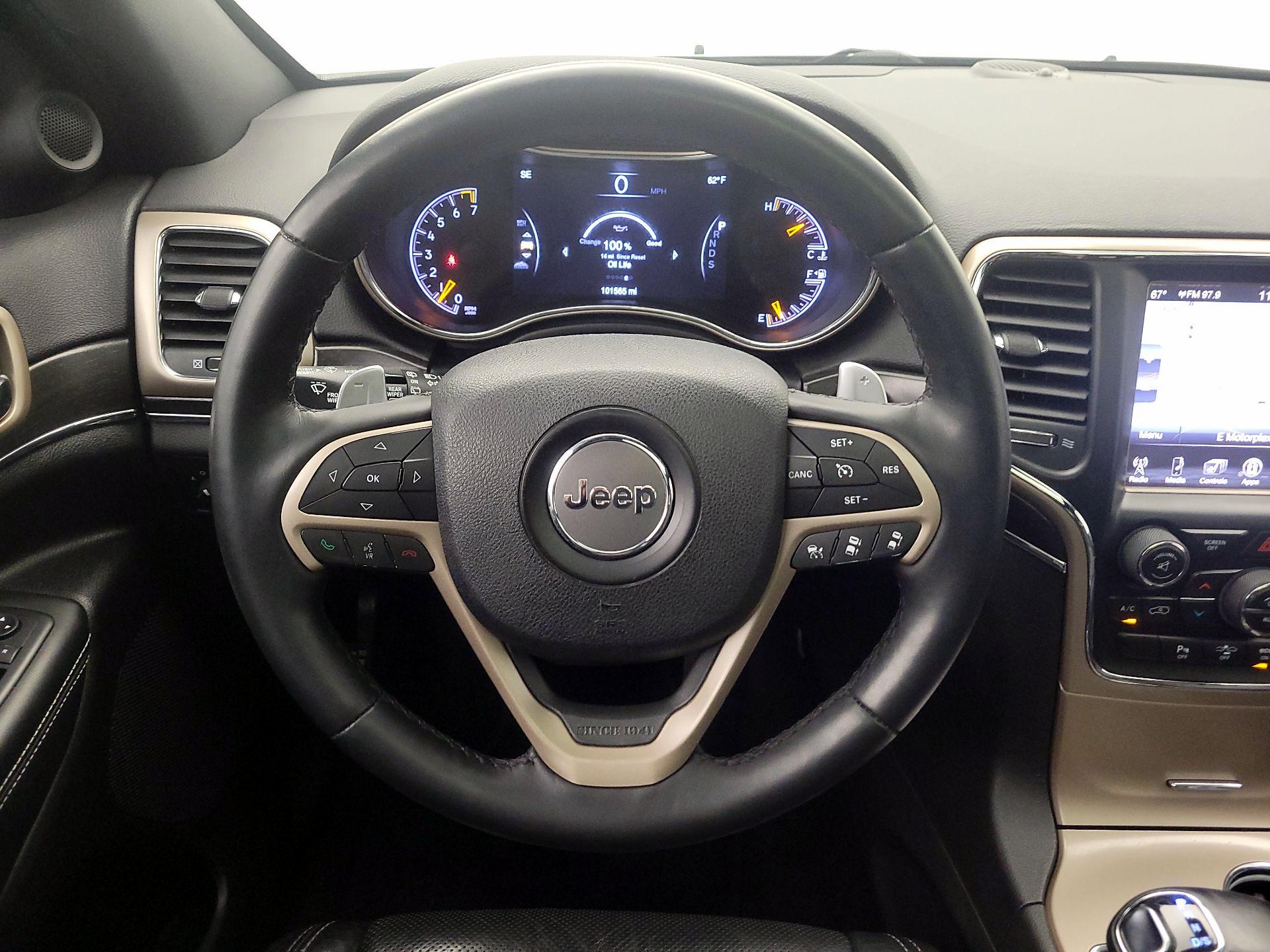 Thumbnail: 2015 Jeep Grand Cherokee - 10