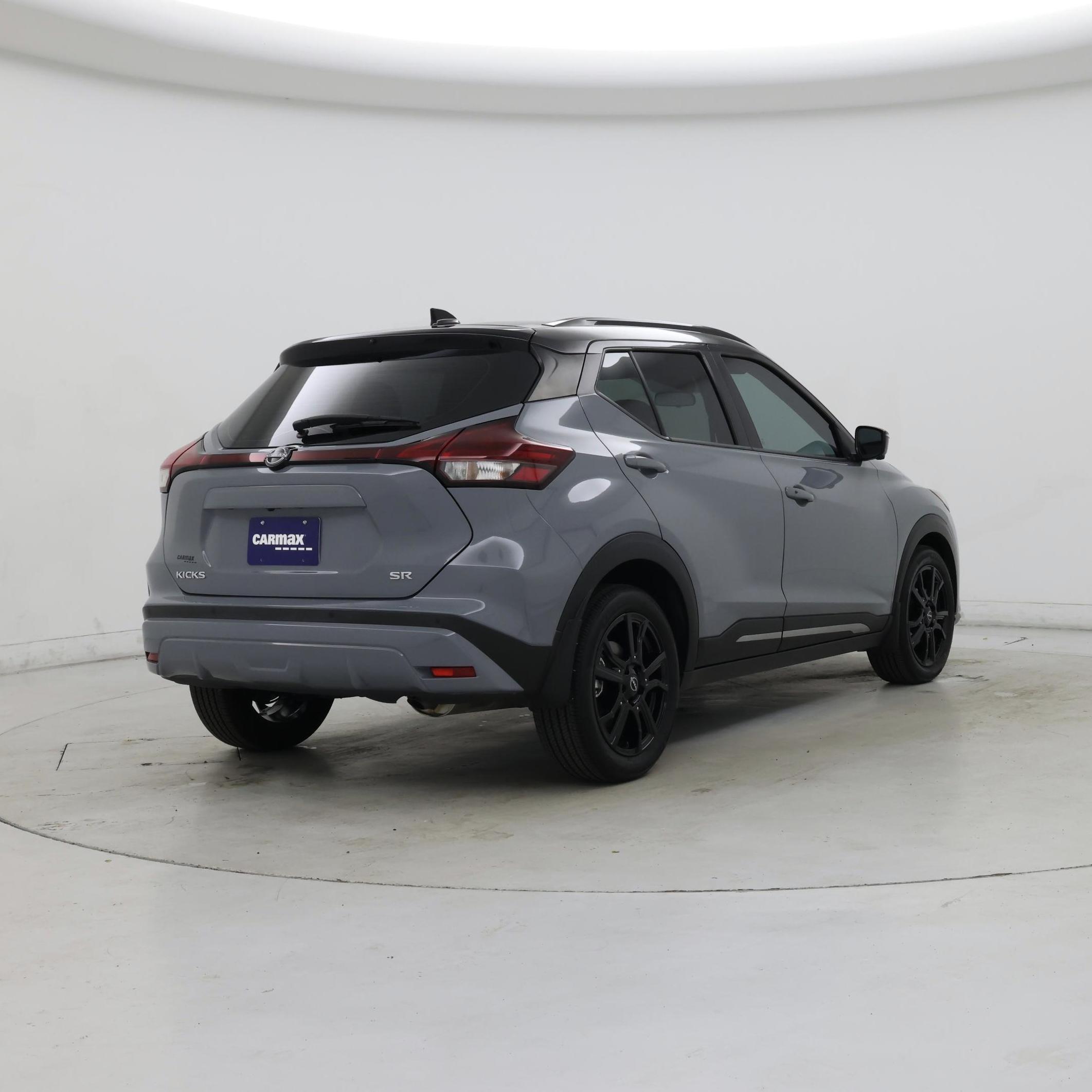 Thumbnail: 2023 Nissan Kicks - 8