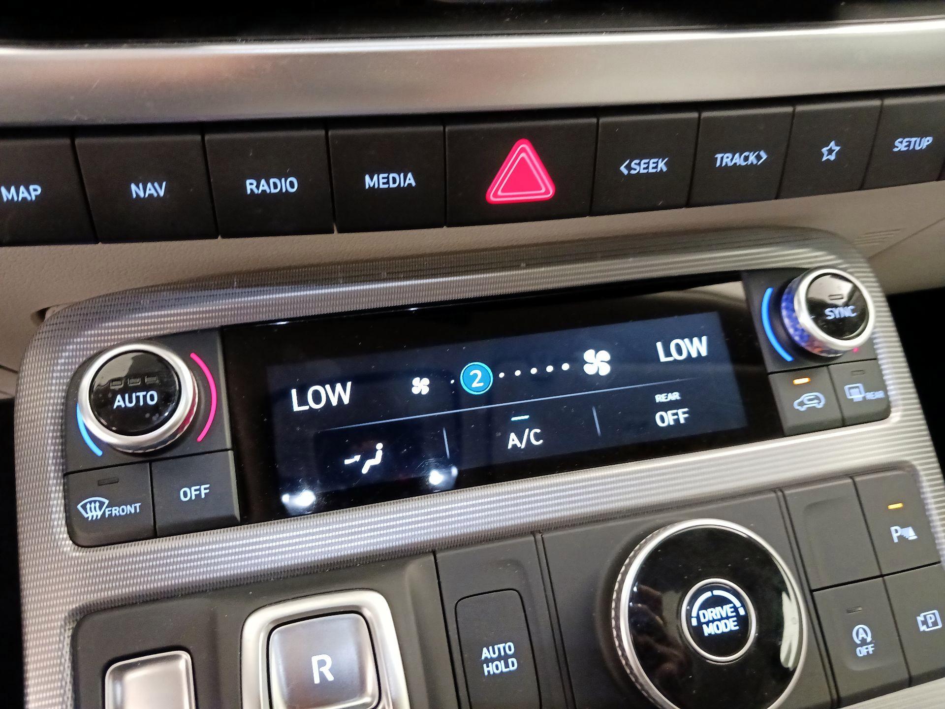 Thumbnail: 2023 Hyundai Palisade - 17