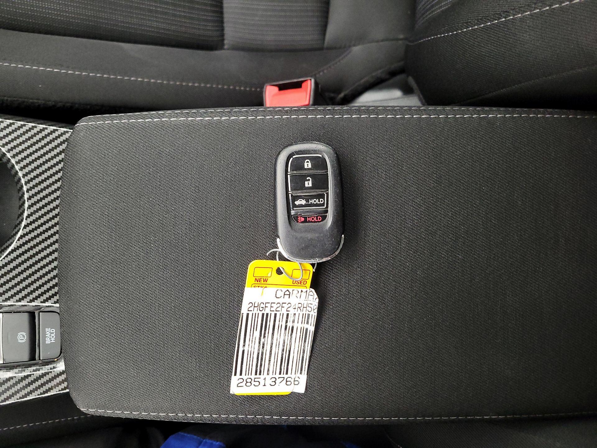 Thumbnail: 2024 Honda Civic - 20