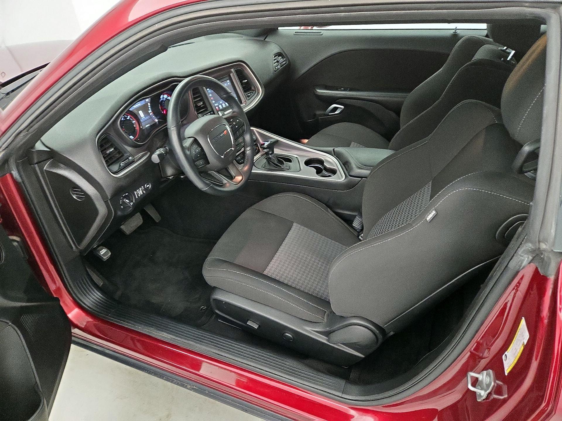 Thumbnail: 2022 Dodge Challenger - 11