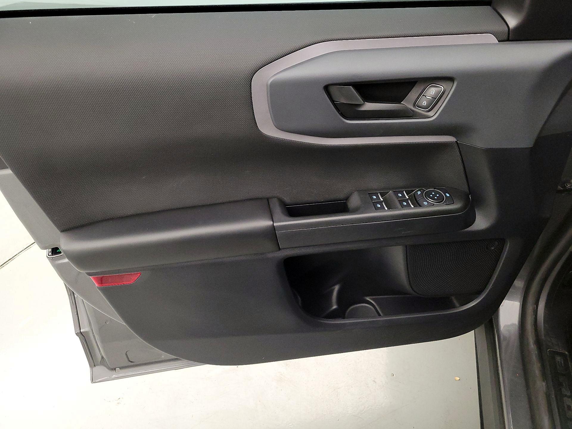 Thumbnail: 2023 Ford Bronco Sport - 12