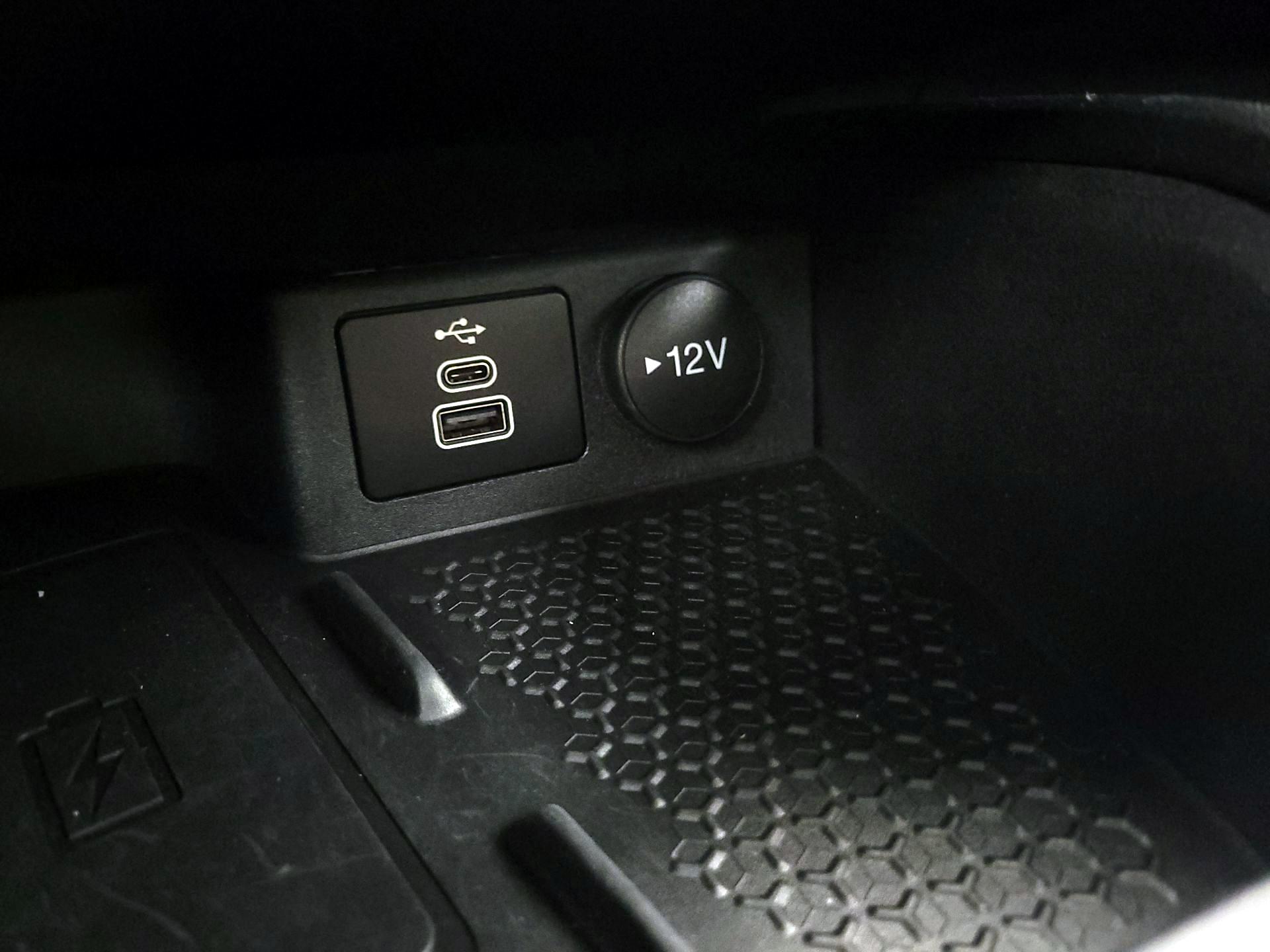 Thumbnail: 2023 Ford Bronco Sport - 18