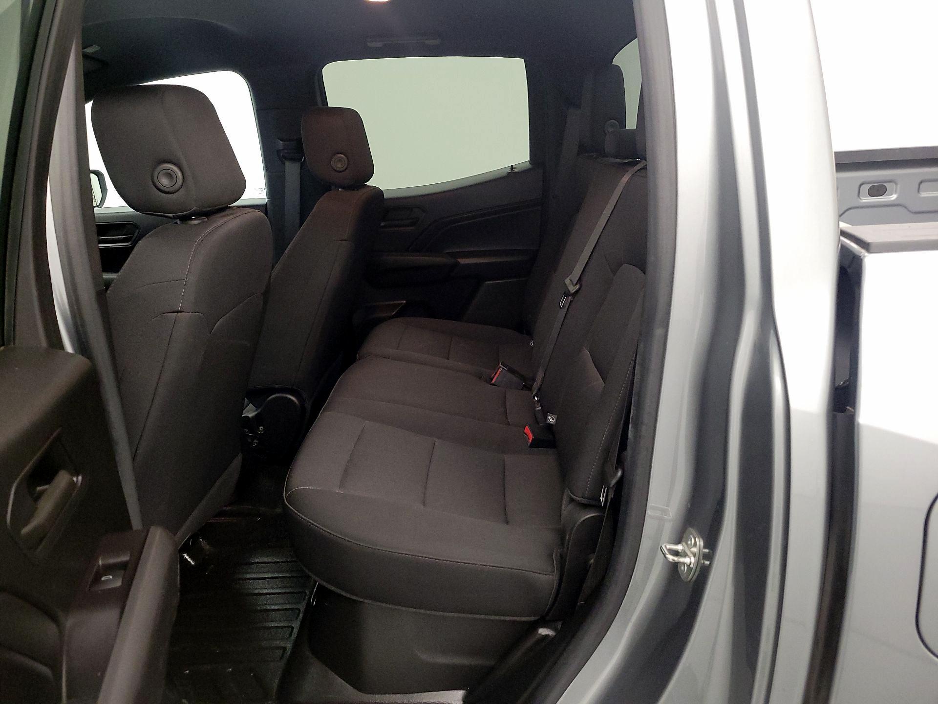 Thumbnail: 2023 Chevrolet Colorado - 20