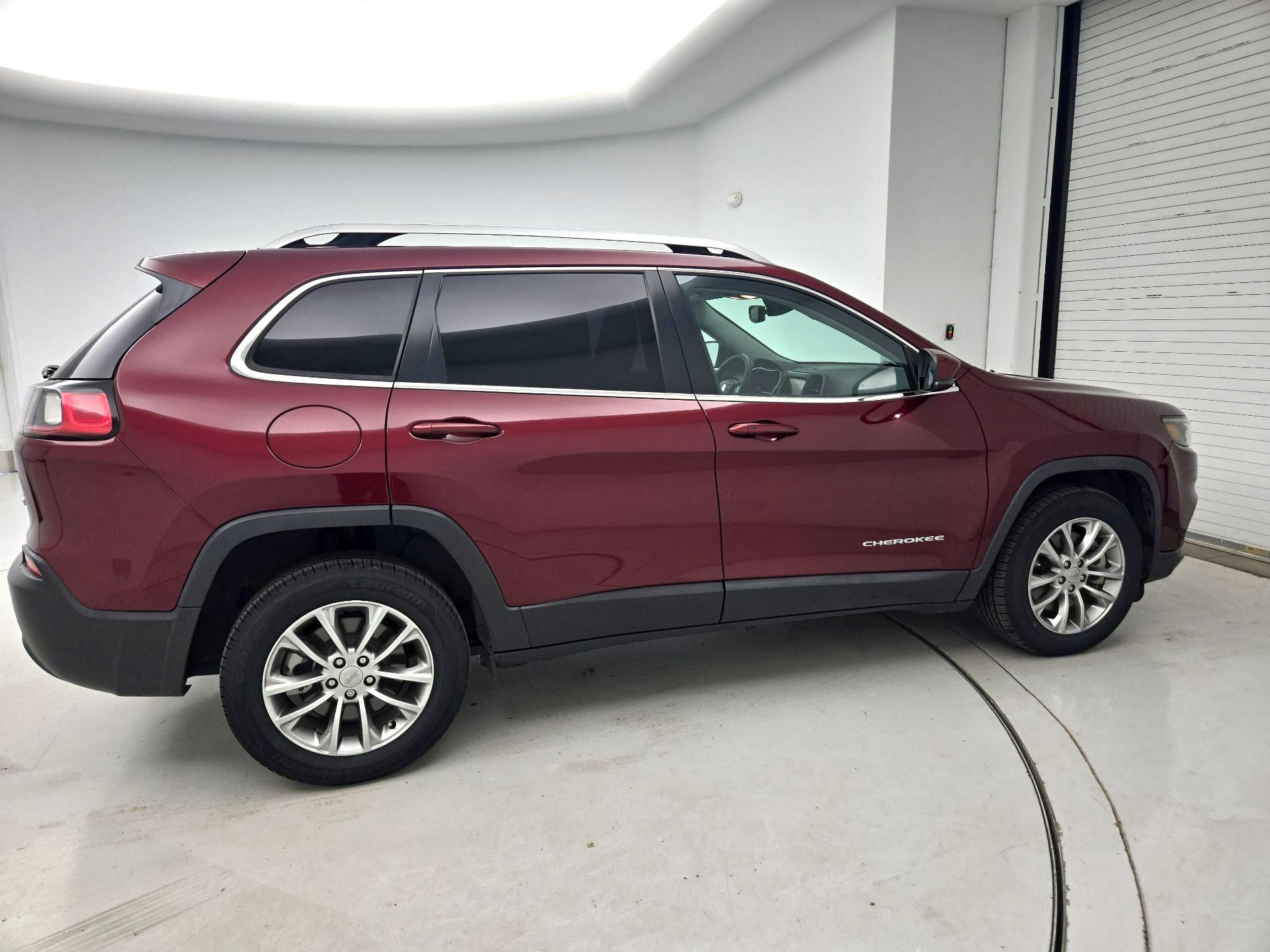 Thumbnail: 2021 Jeep Cherokee - 4
