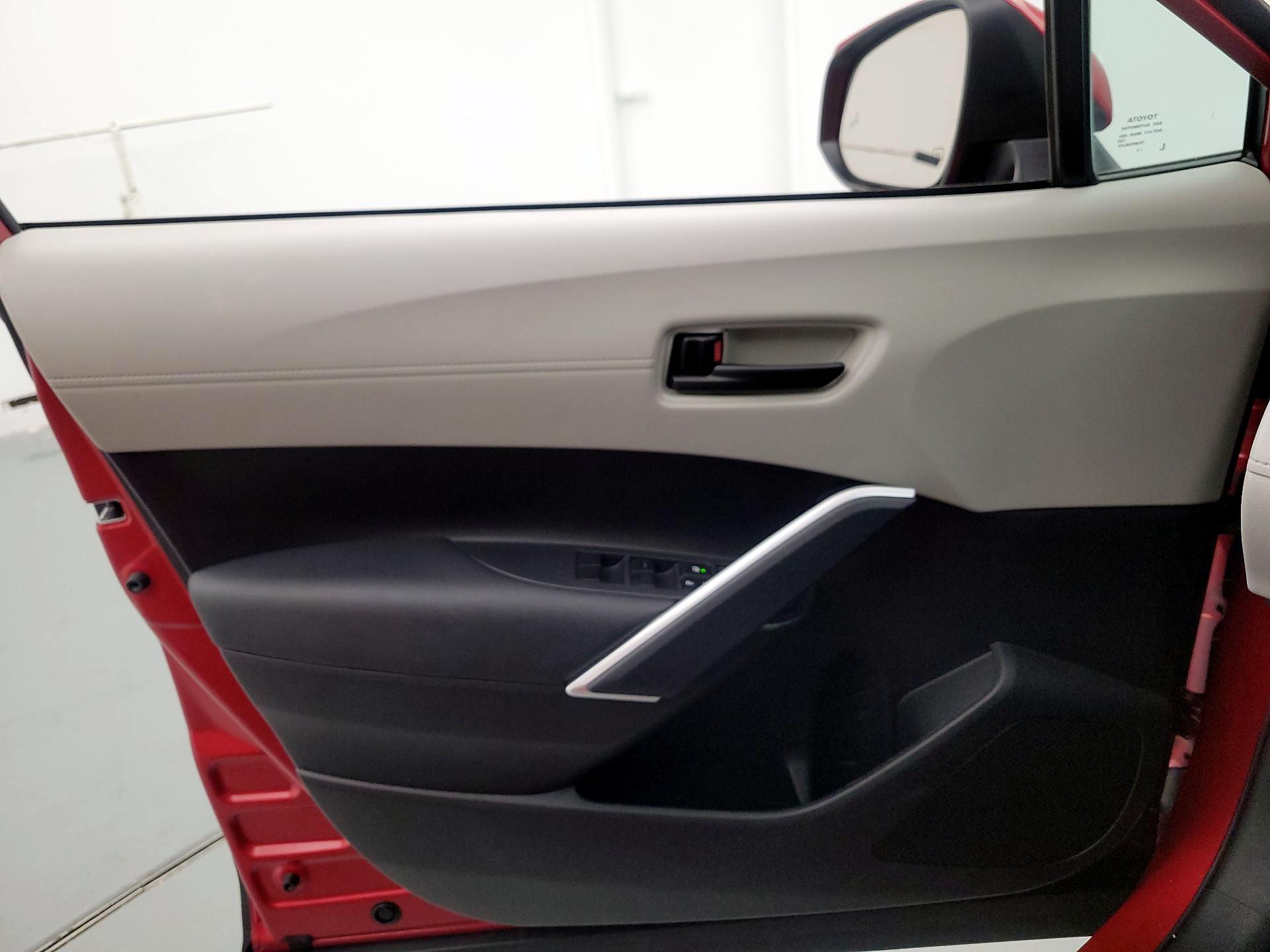 Thumbnail: 2023 Toyota Corolla Cross - 12